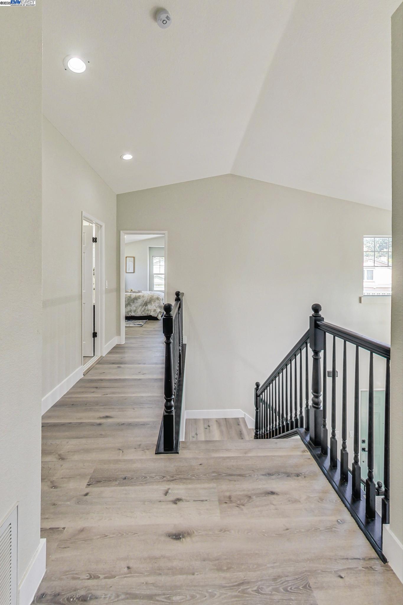 Detail Gallery Image 15 of 42 For 257 Stranahan Cir, Clayton,  CA 94517 - 3 Beds | 2/1 Baths