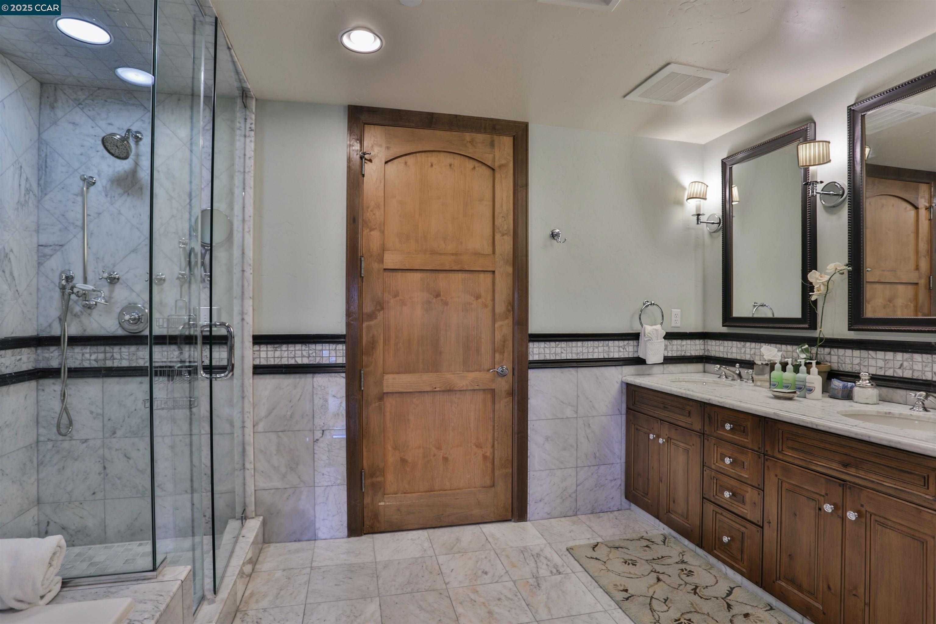 Detail Gallery Image 24 of 38 For 6750 North Lake Blvd 9f,  Tahoe Vista,  CA 96148 - 3 Beds | 3/1 Baths