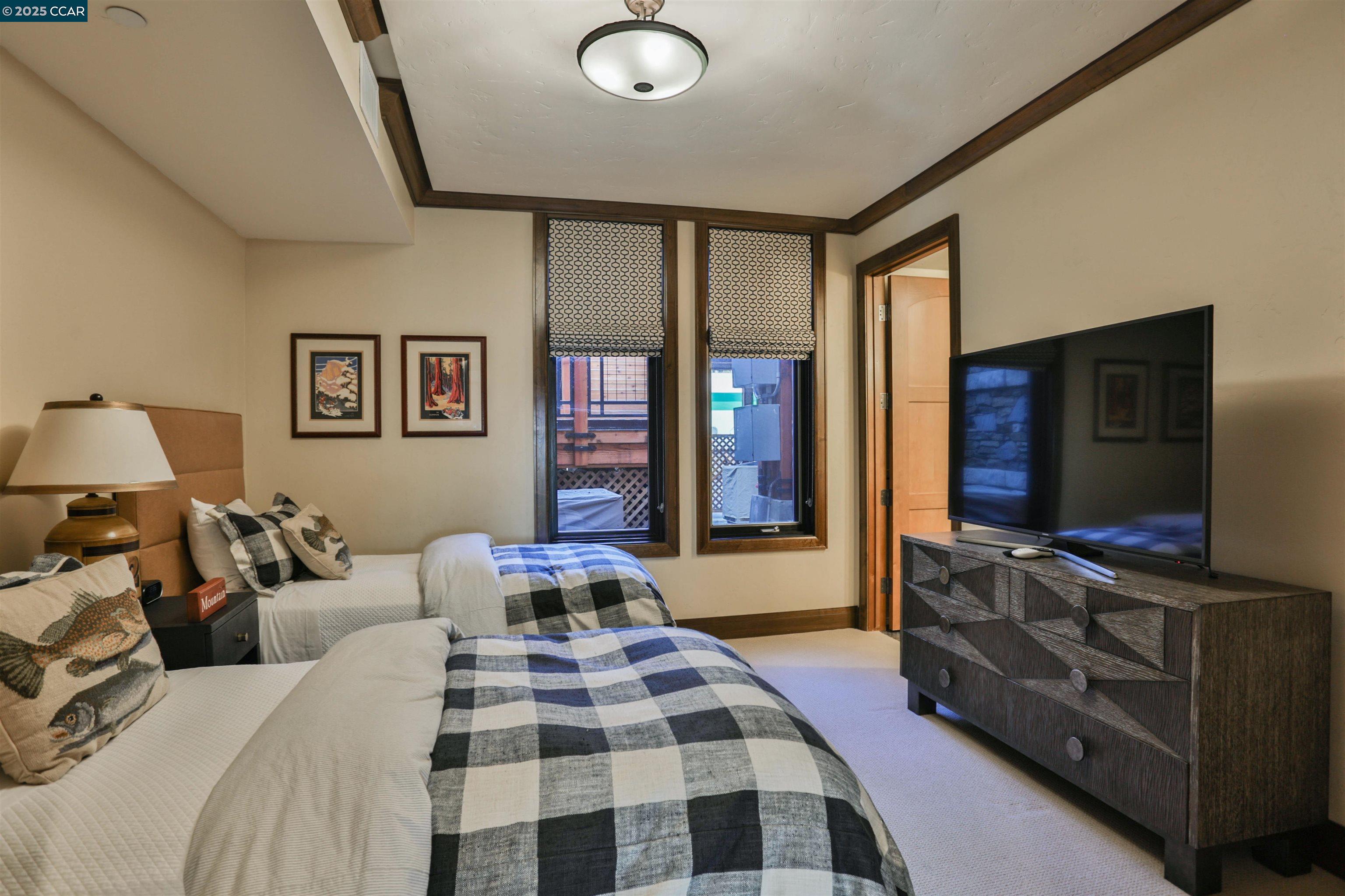 Detail Gallery Image 27 of 38 For 6750 North Lake Blvd 9f,  Tahoe Vista,  CA 96148 - 3 Beds | 3/1 Baths
