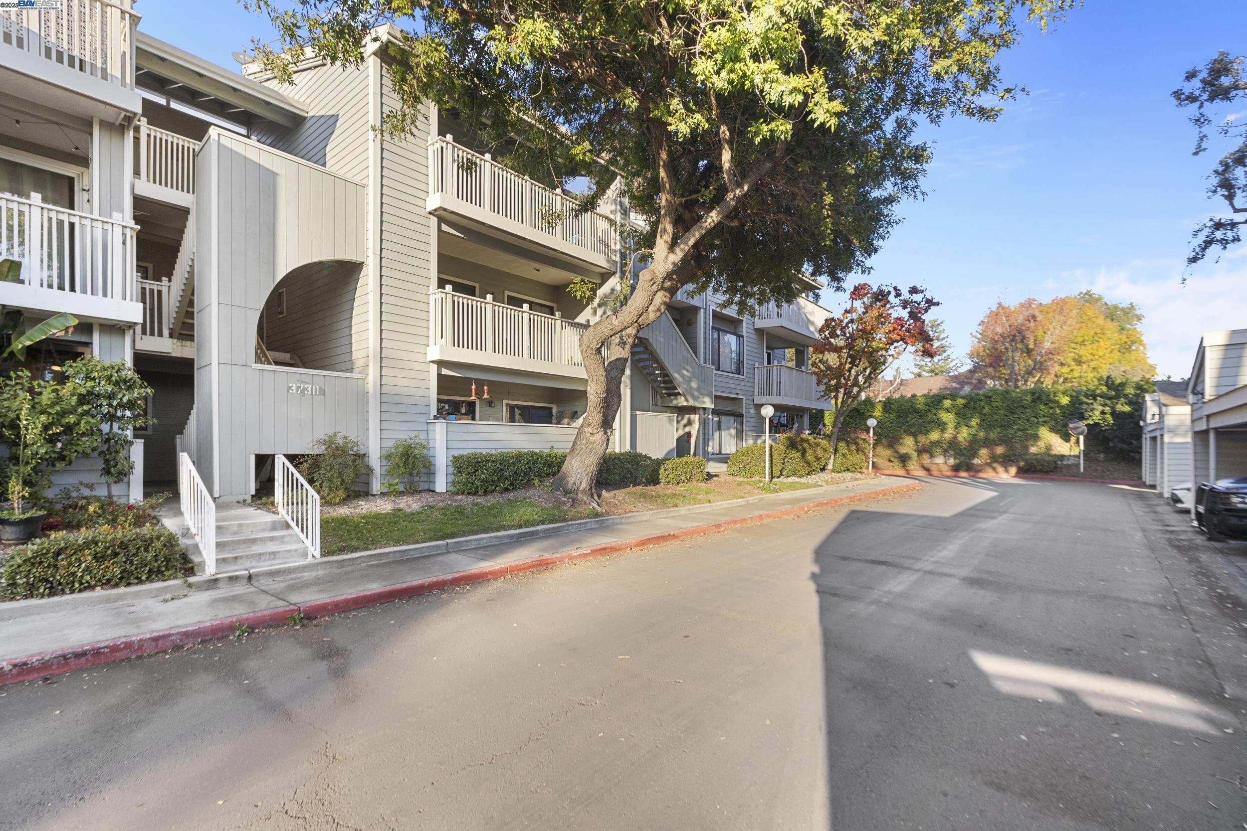 Detail Gallery Image 1 of 1 For 37311 Aspenwood Cmn #103,  Fremont,  CA 94536 - 2 Beds | 2 Baths
