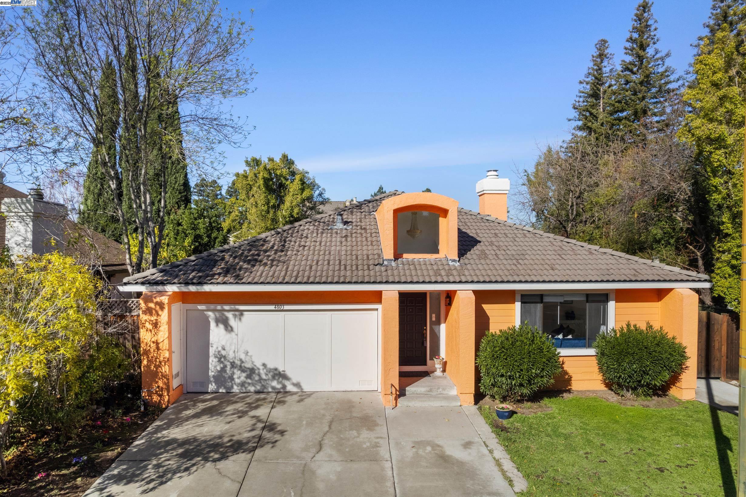 Detail Gallery Image 1 of 1 For 4803 Rio Vista Ave, San Jose,  CA 95129 - 3 Beds | 2 Baths