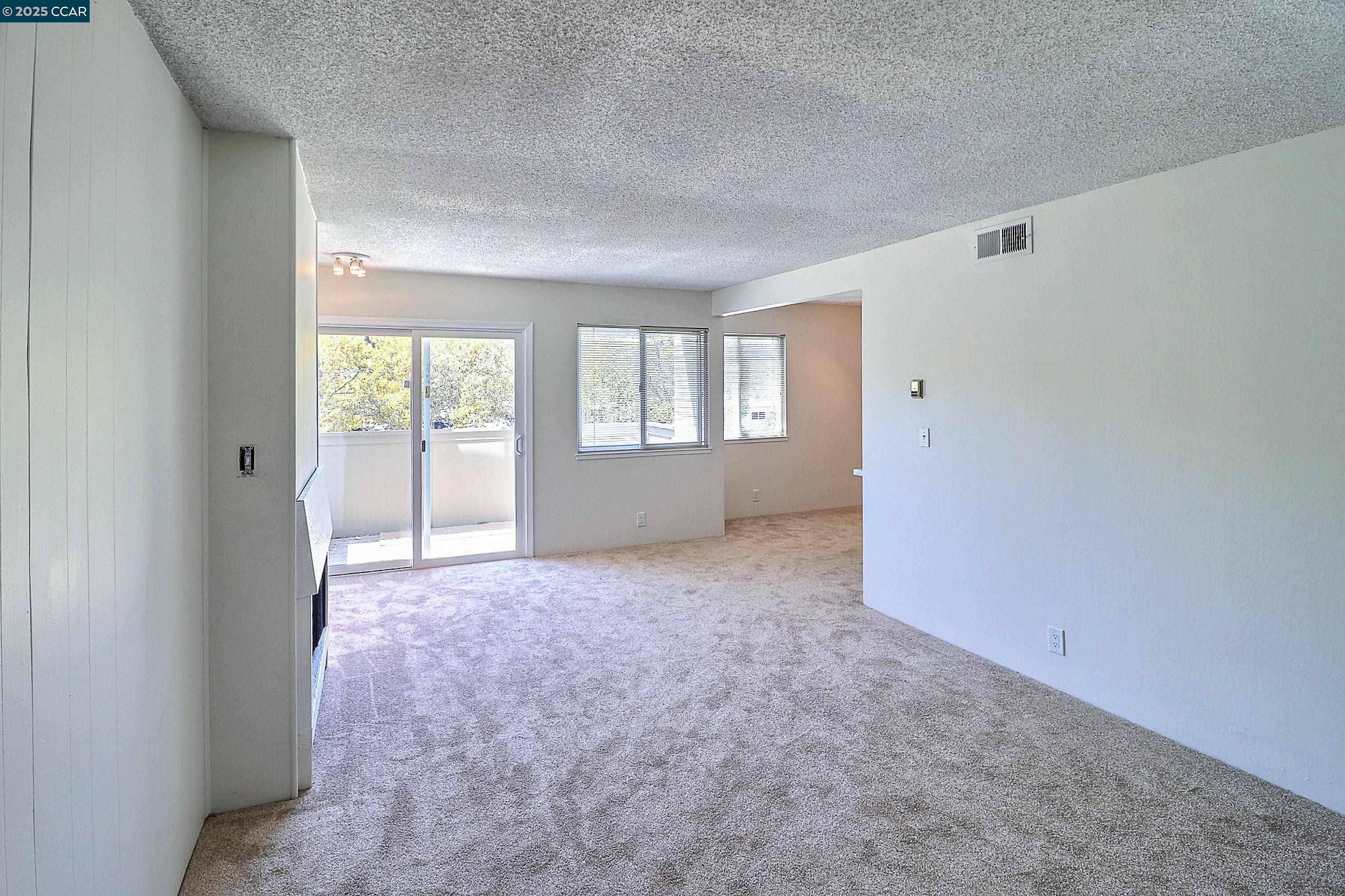 Photo #3: 41081378 Listing 