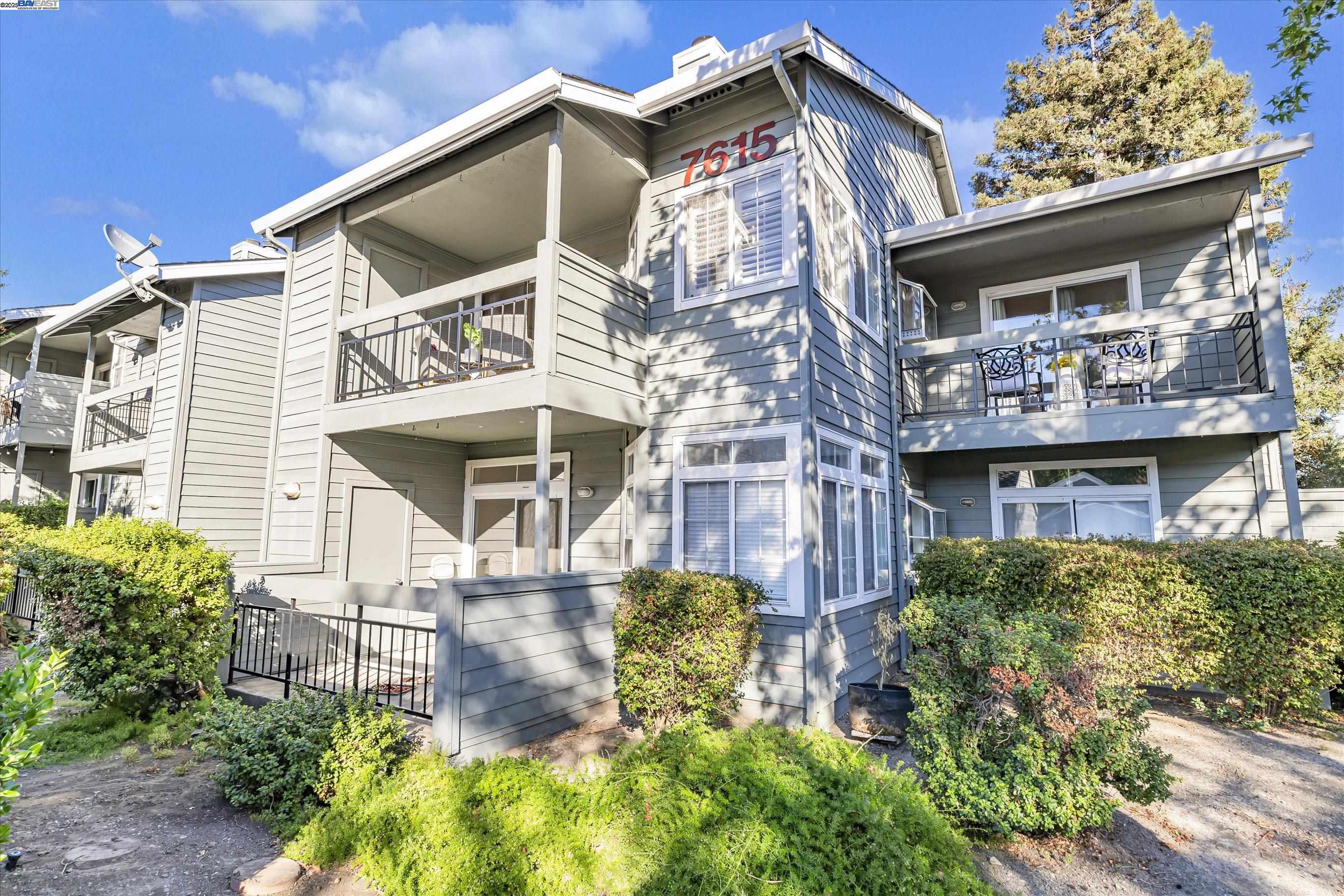 MLS: 41081384 Condo For Sale