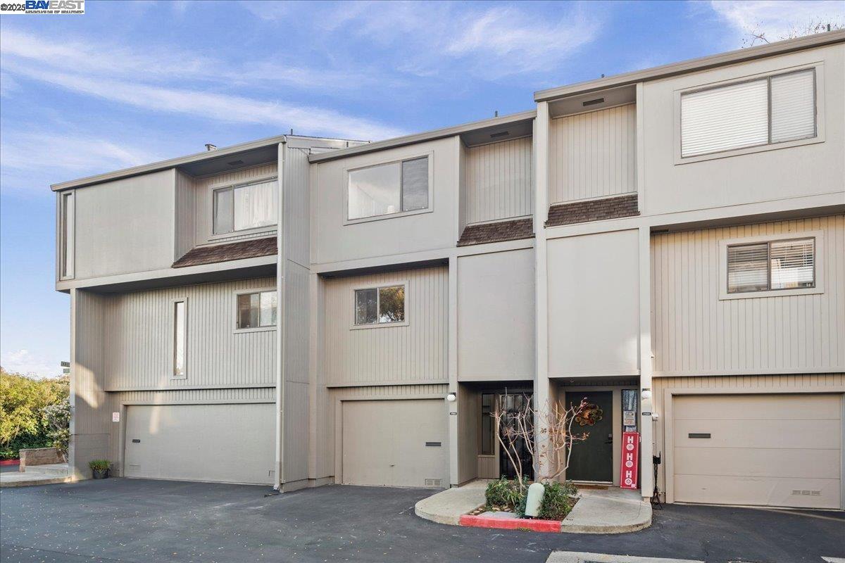 Photo #2: 41081421 Listing 