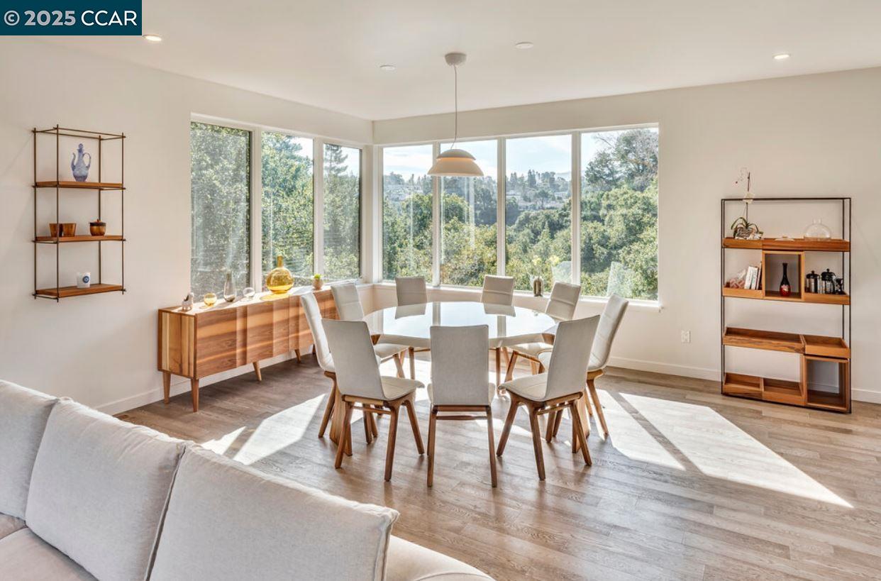 Detail Gallery Image 11 of 25 For 1110 Sterling Ave., Berkeley,  CA 94708 - – Beds | – Baths