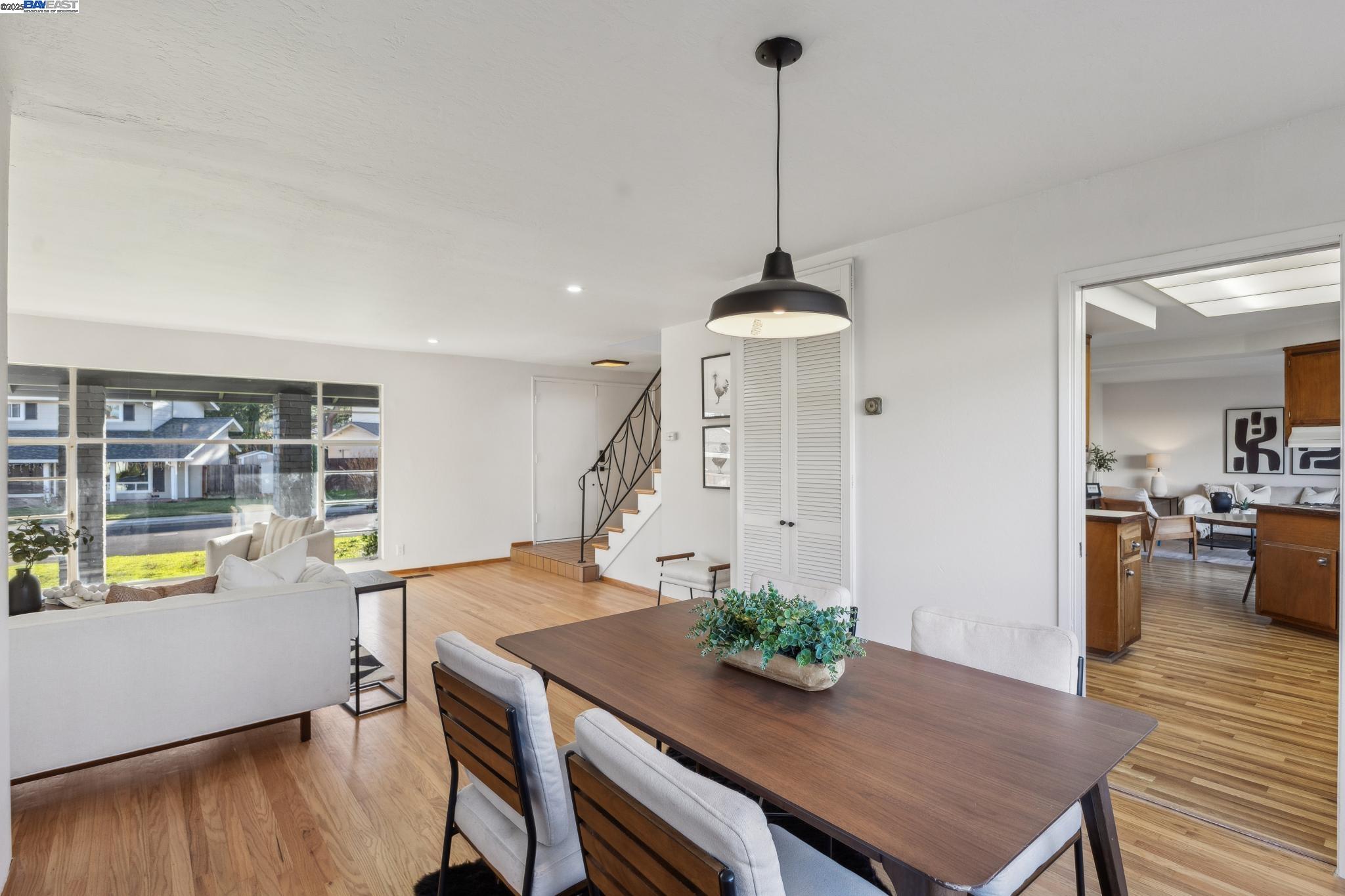 7307 Kolb Pl, Dublin, California 94568, 5 Bedrooms Bedrooms, 8 Rooms Rooms,3 BathroomsBathrooms,Residential,For Sale,7307 Kolb Pl,41081443