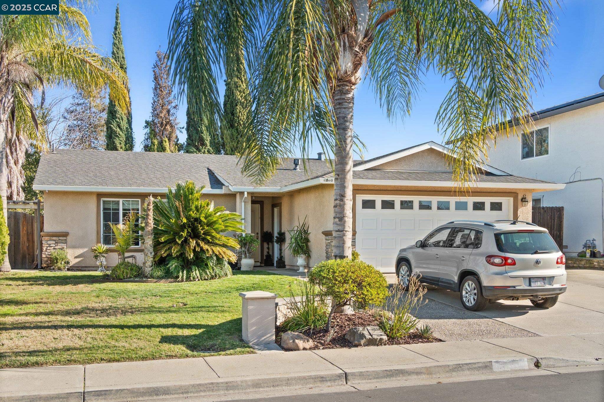 Detail Gallery Image 1 of 1 For 4860 Dawson Drive, Oakley,  CA 94561 - 3 Beds | 2 Baths