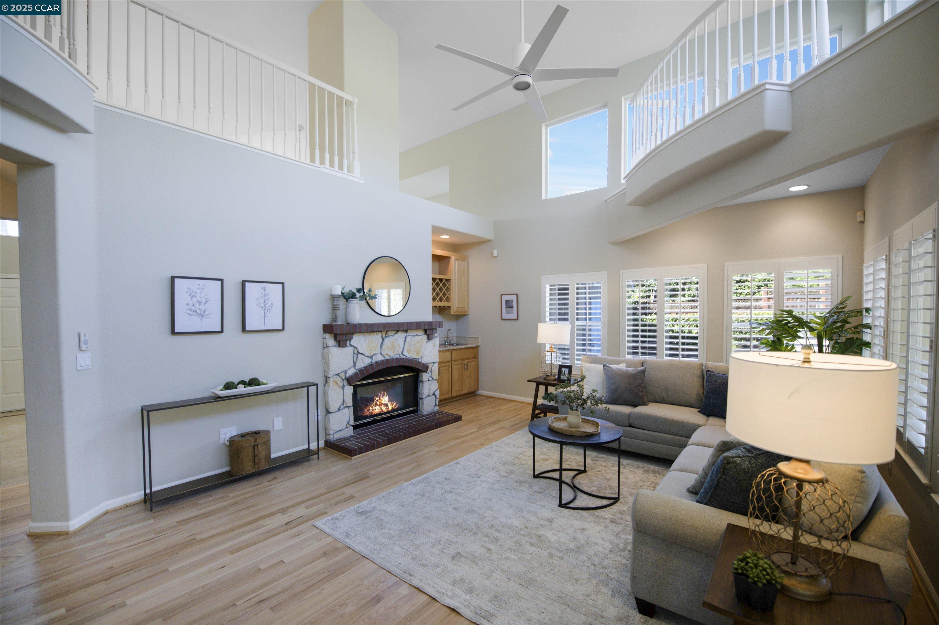 Detail Gallery Image 13 of 38 For 782 Ygnacio Woods Ct, Concord,  CA 94518 - 5 Beds | 3 Baths
