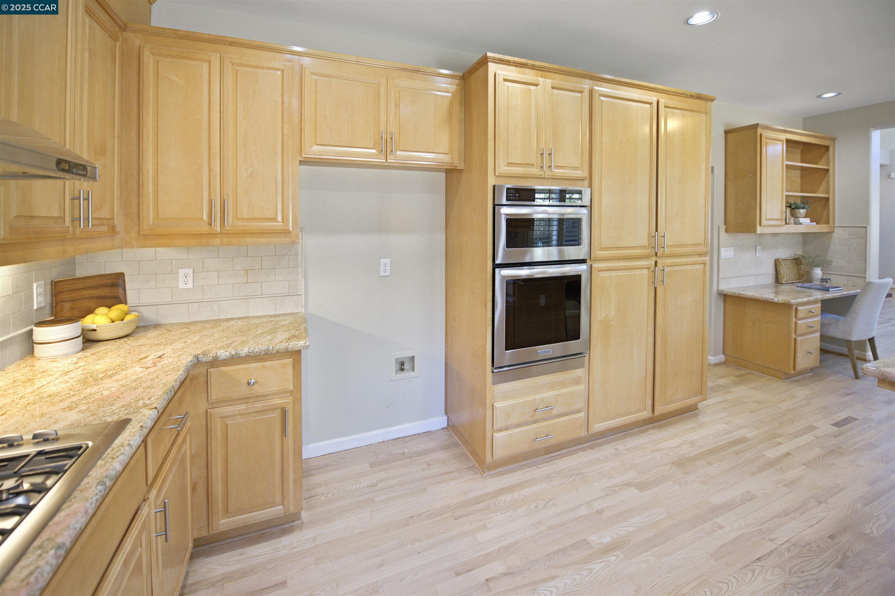 Detail Gallery Image 17 of 38 For 782 Ygnacio Woods Ct, Concord,  CA 94518 - 5 Beds | 3 Baths