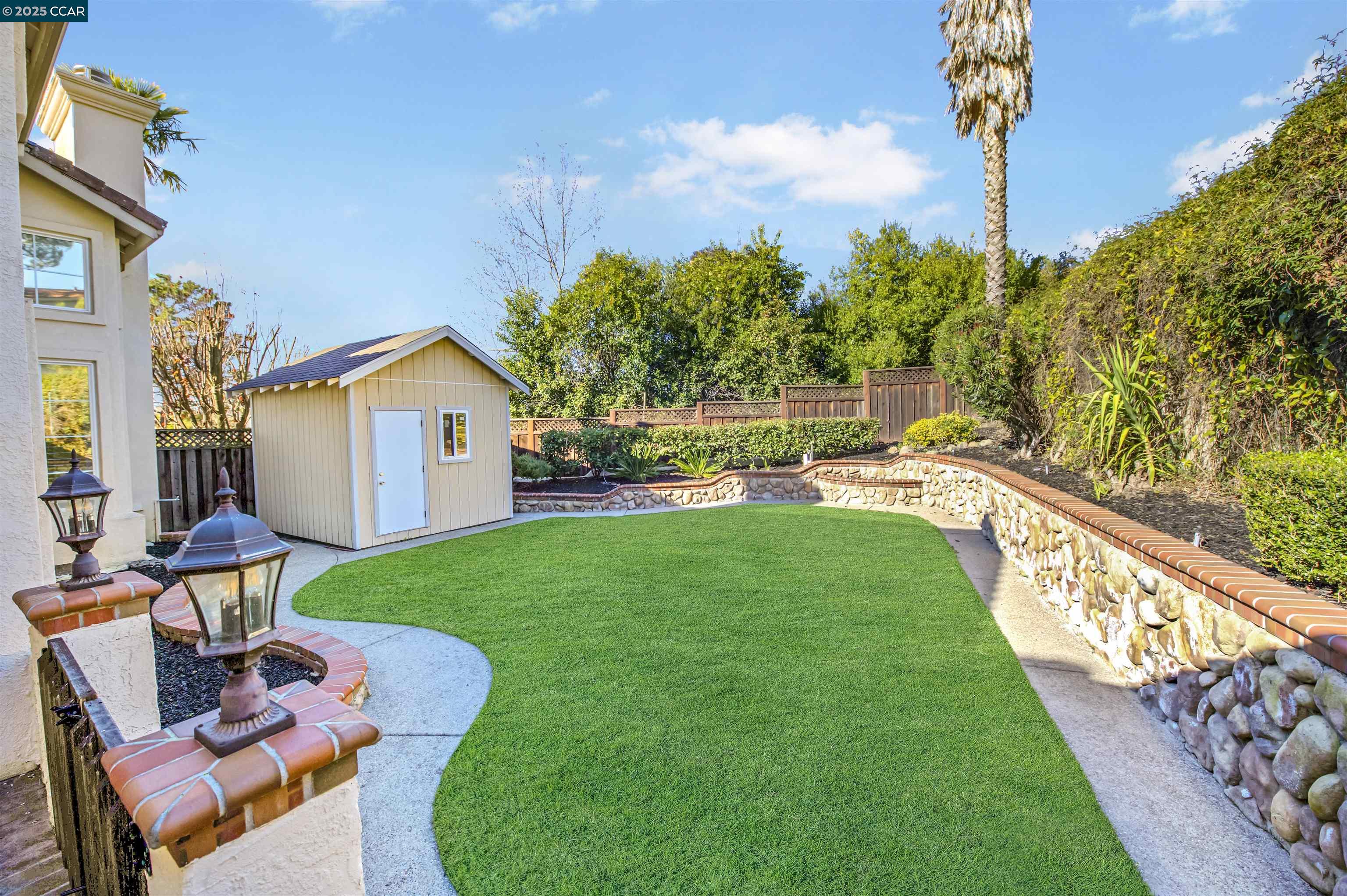 Detail Gallery Image 35 of 38 For 782 Ygnacio Woods Ct, Concord,  CA 94518 - 5 Beds | 3 Baths