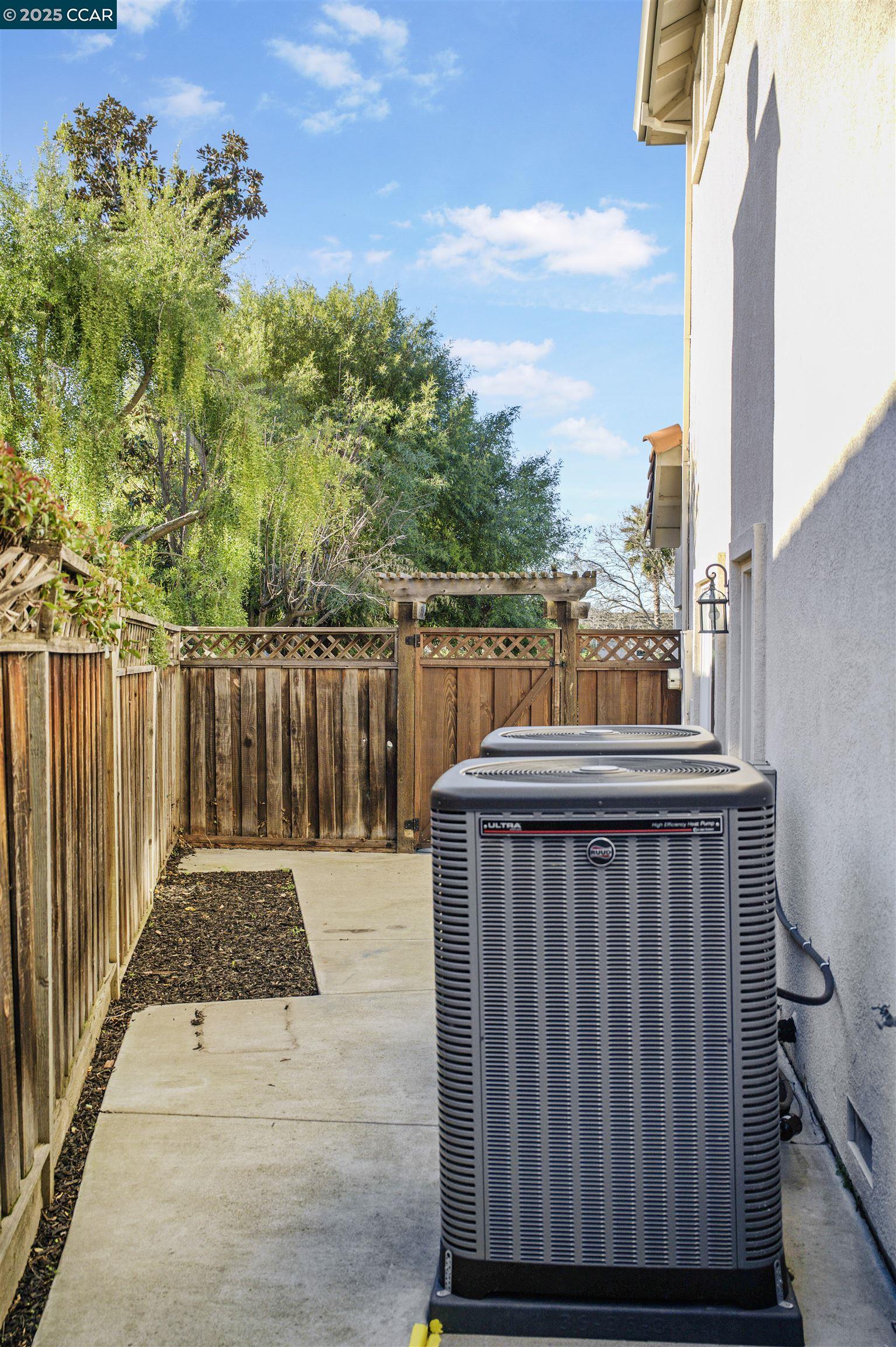 Detail Gallery Image 37 of 38 For 782 Ygnacio Woods Ct, Concord,  CA 94518 - 5 Beds | 3 Baths