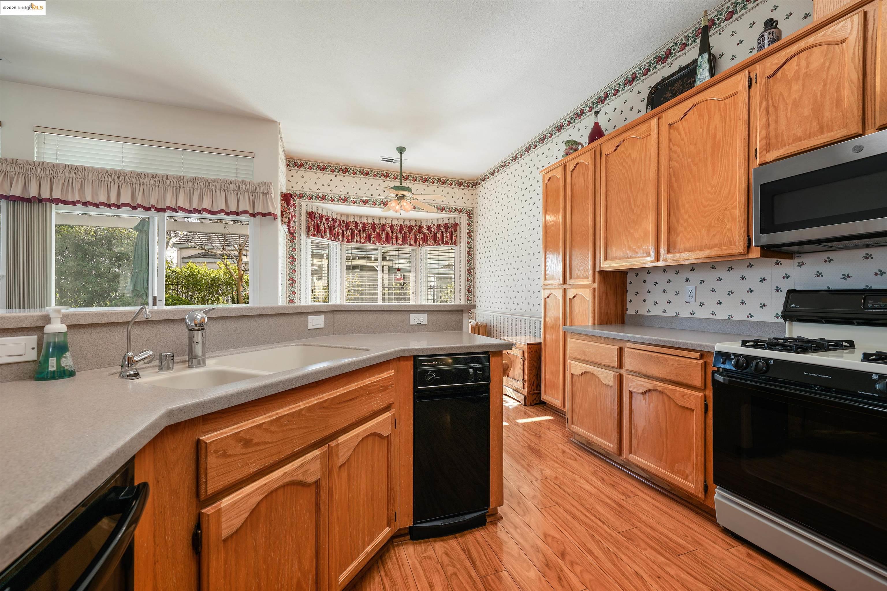Detail Gallery Image 16 of 40 For 1566 Imperial Way, Brentwood,  CA 94513 - 2 Beds | 2 Baths