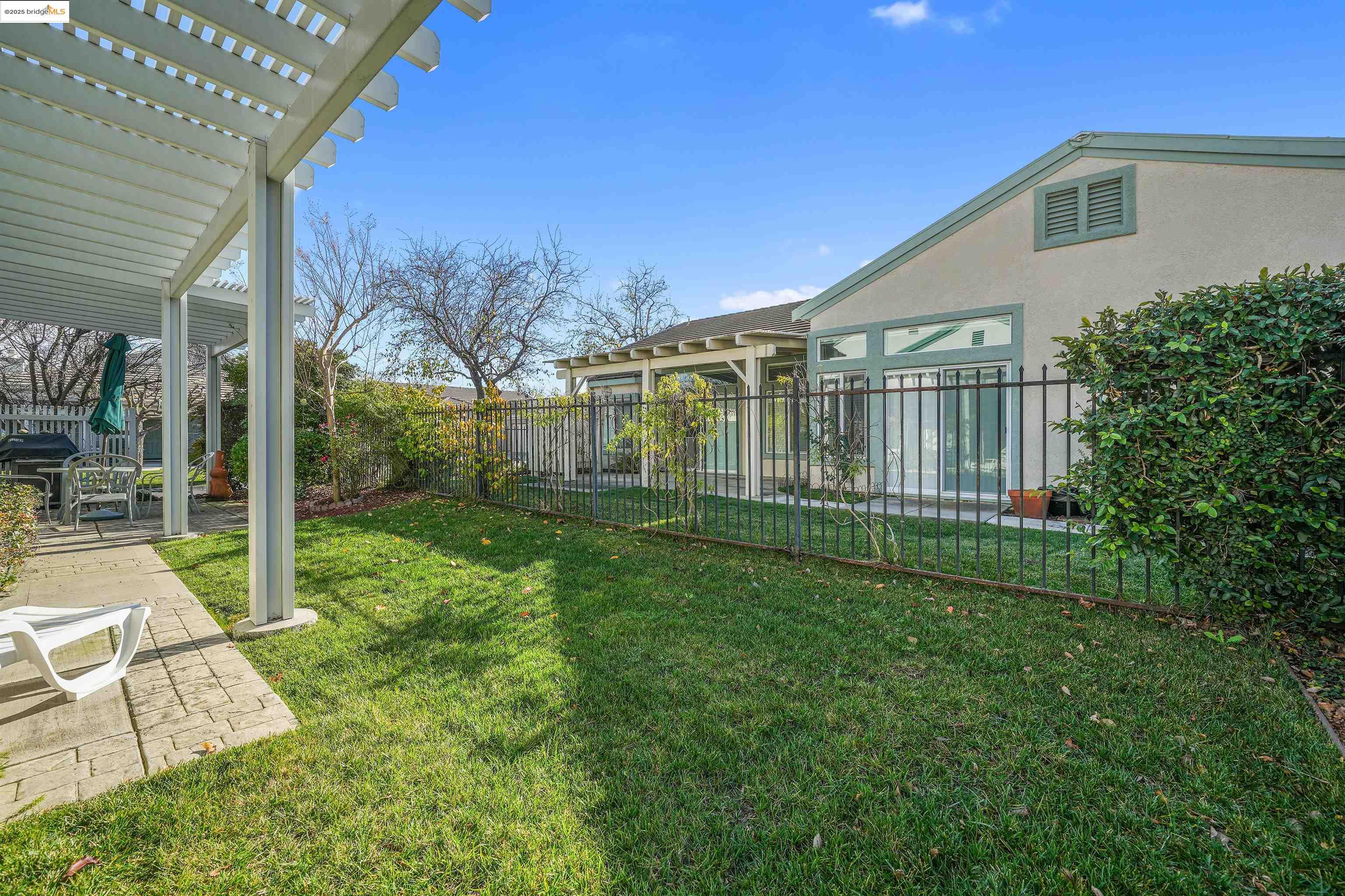 Detail Gallery Image 35 of 40 For 1566 Imperial Way, Brentwood,  CA 94513 - 2 Beds | 2 Baths