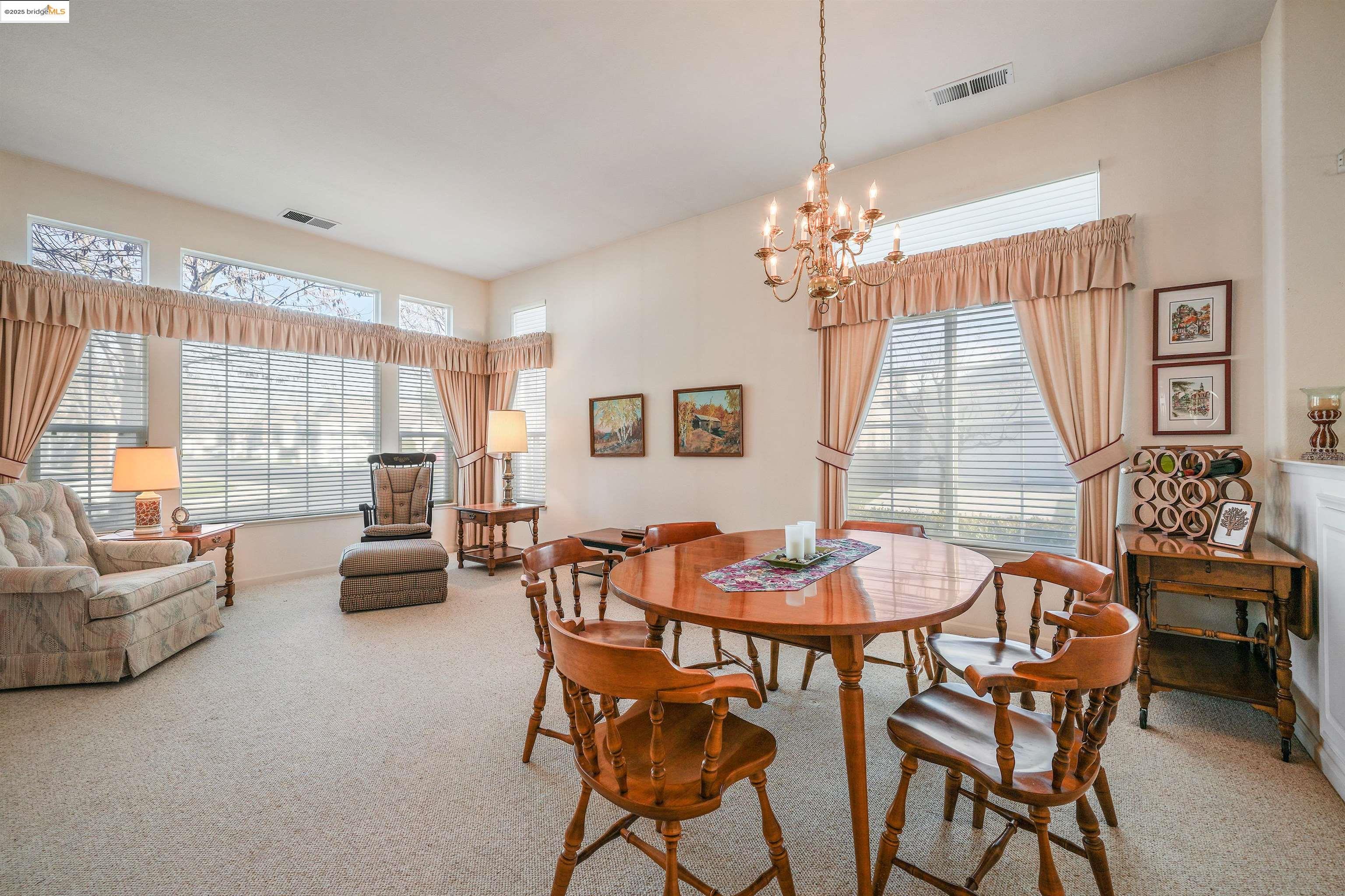 Detail Gallery Image 5 of 40 For 1566 Imperial Way, Brentwood,  CA 94513 - 2 Beds | 2 Baths