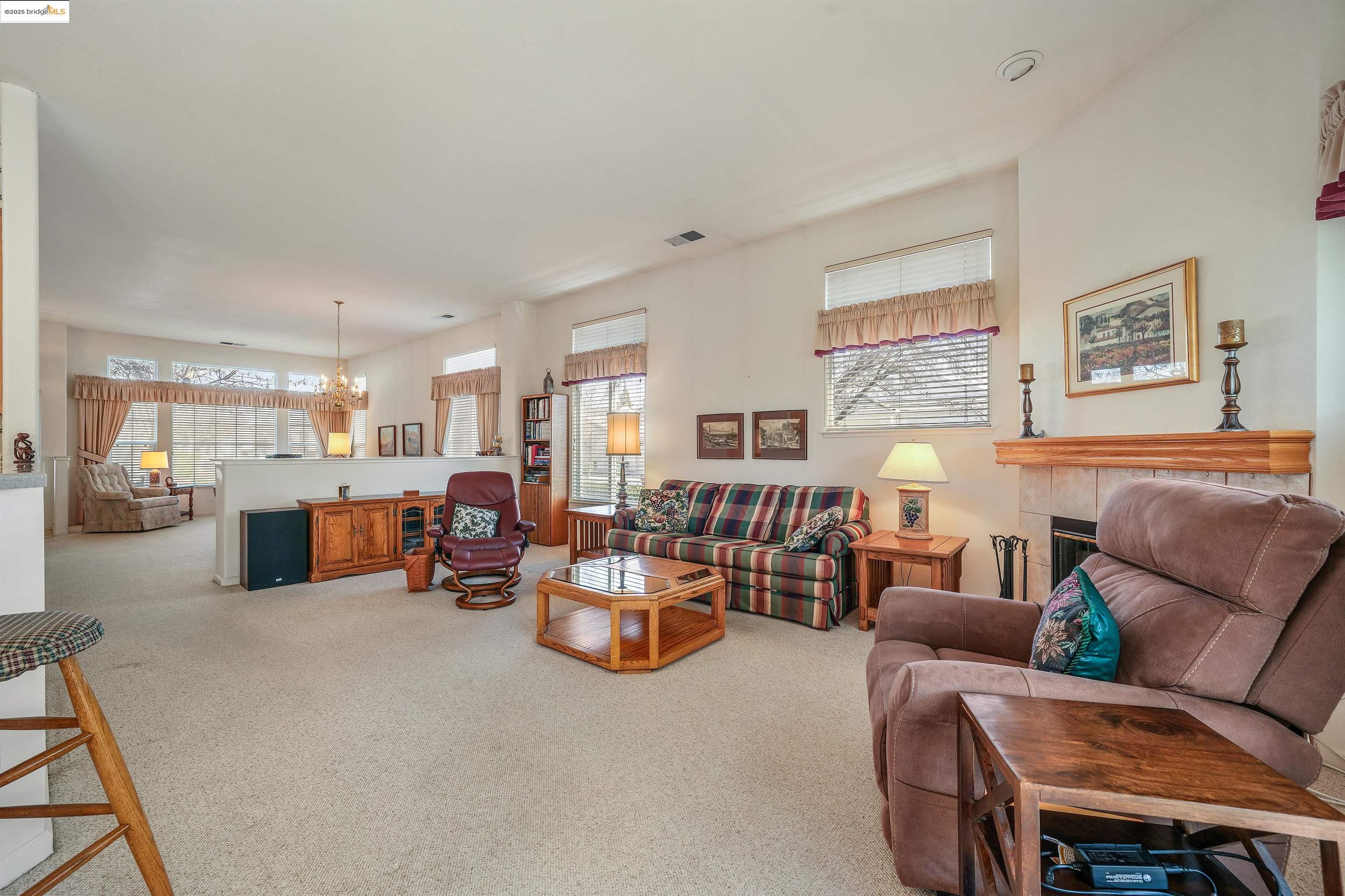 Detail Gallery Image 10 of 40 For 1566 Imperial Way, Brentwood,  CA 94513 - 2 Beds | 2 Baths