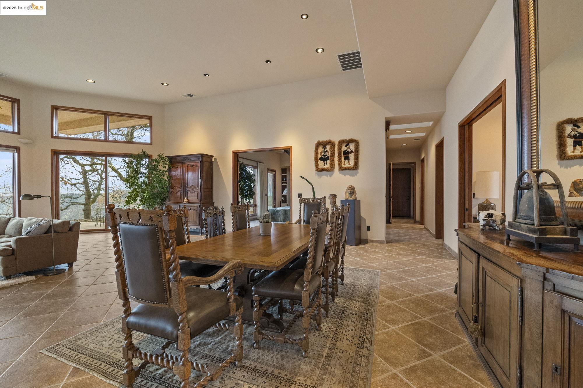 Detail Gallery Image 12 of 60 For 25775 Powell Ranch Rd, Sonora,  CA 95370 - 3 Beds | 3 Baths