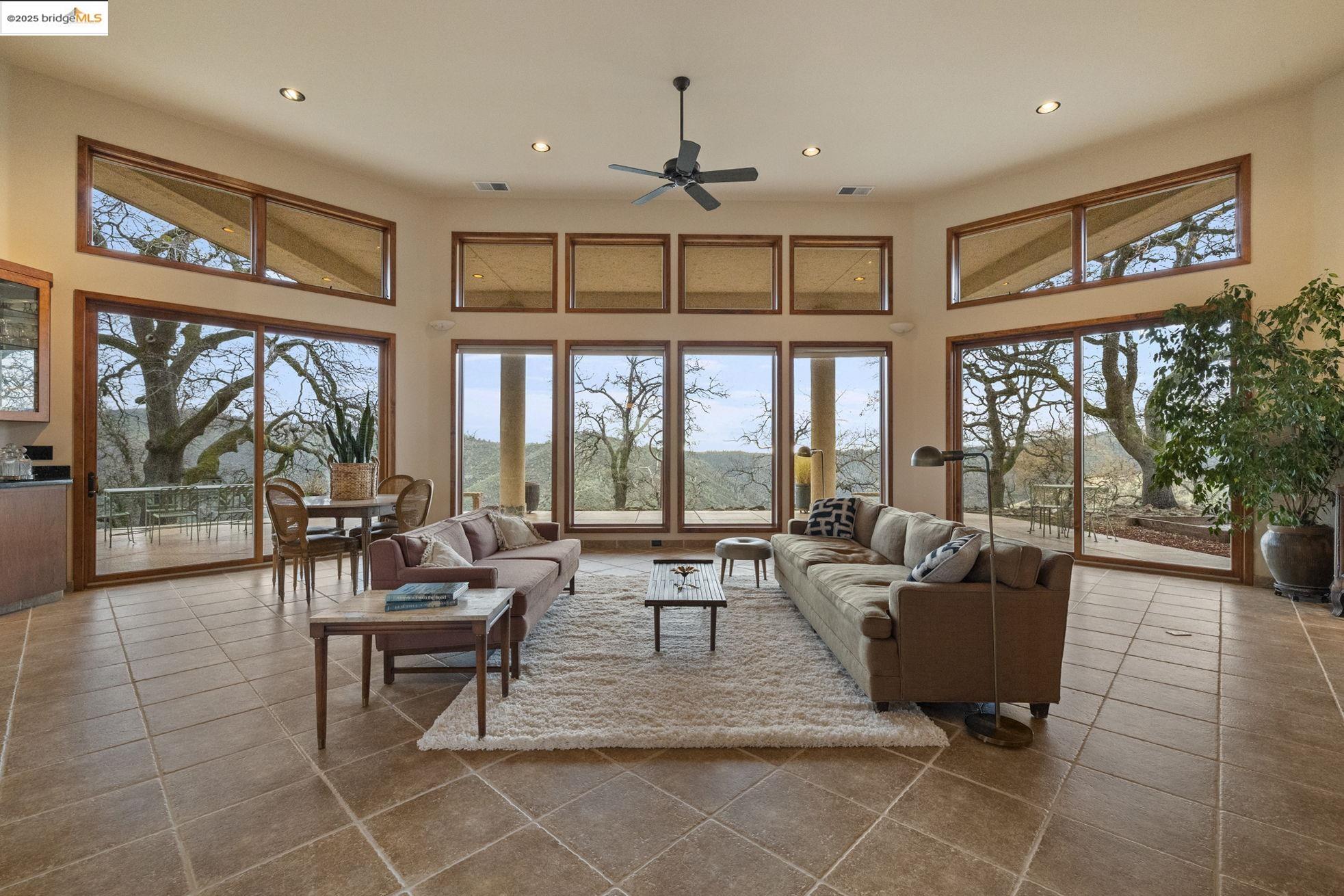 Detail Gallery Image 13 of 60 For 25775 Powell Ranch Rd, Sonora,  CA 95370 - 3 Beds | 3 Baths