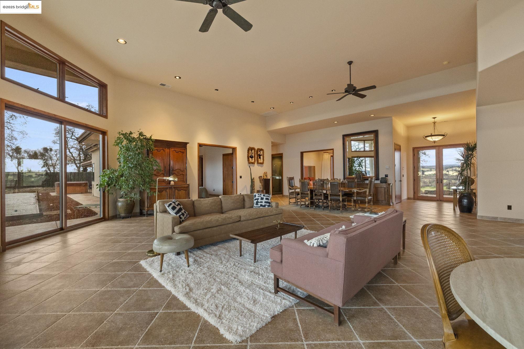 Detail Gallery Image 17 of 60 For 25775 Powell Ranch Rd, Sonora,  CA 95370 - 3 Beds | 3 Baths