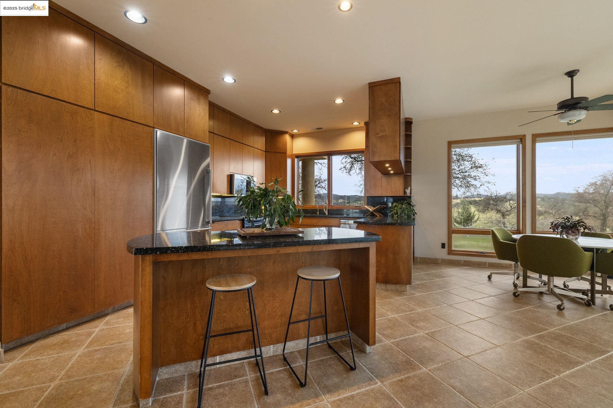 Detail Gallery Image 21 of 60 For 25775 Powell Ranch Rd, Sonora,  CA 95370 - 3 Beds | 3 Baths
