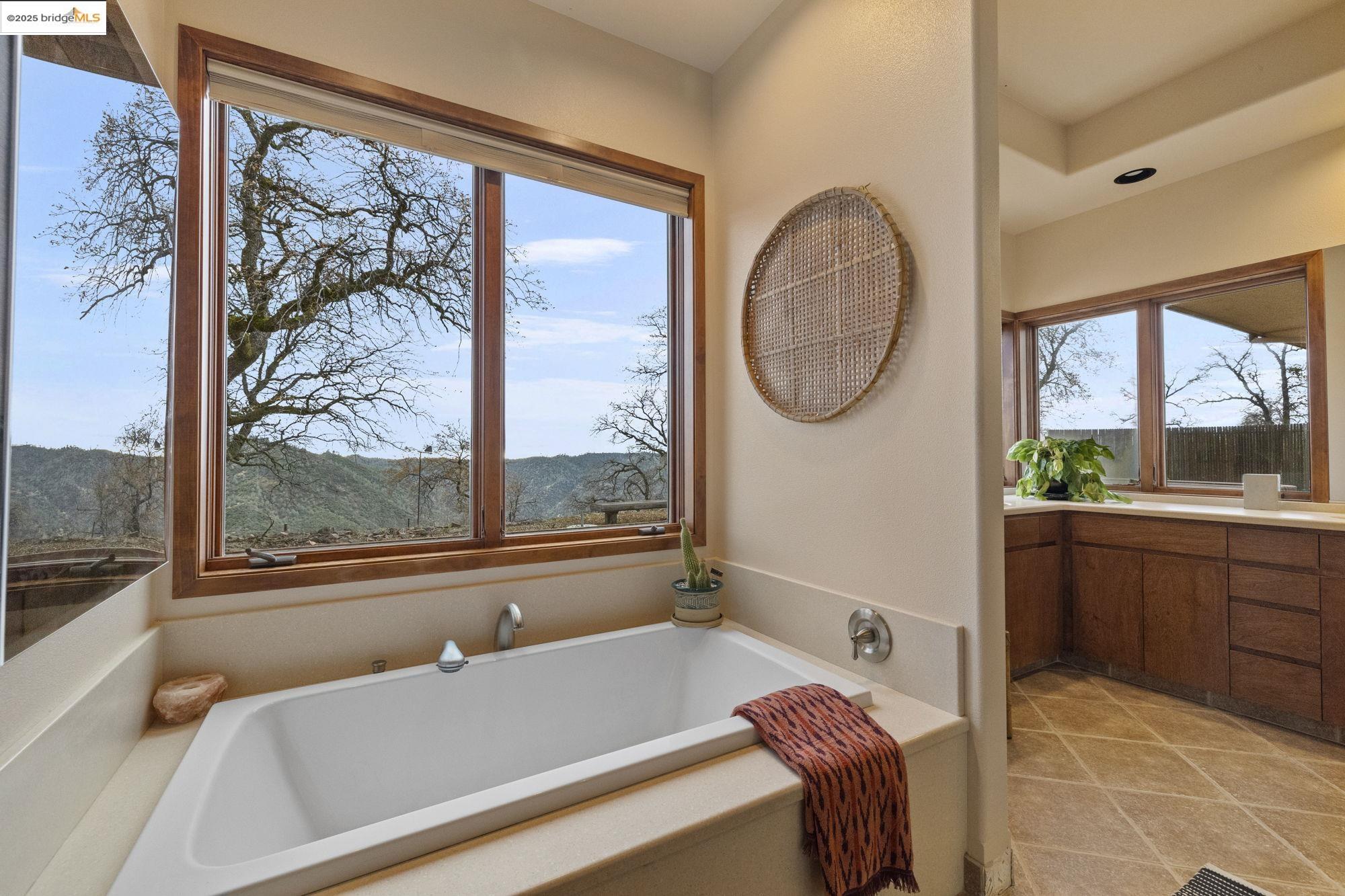 Detail Gallery Image 31 of 60 For 25775 Powell Ranch Rd, Sonora,  CA 95370 - 3 Beds | 3 Baths