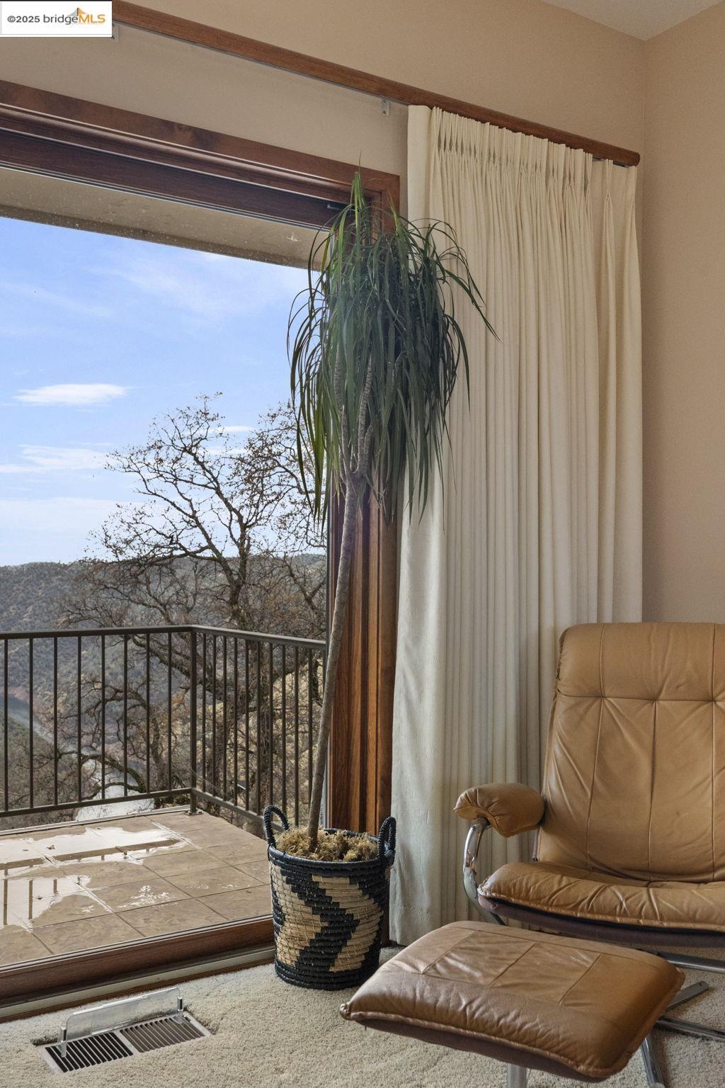 Detail Gallery Image 39 of 60 For 25775 Powell Ranch Rd, Sonora,  CA 95370 - 3 Beds | 3 Baths