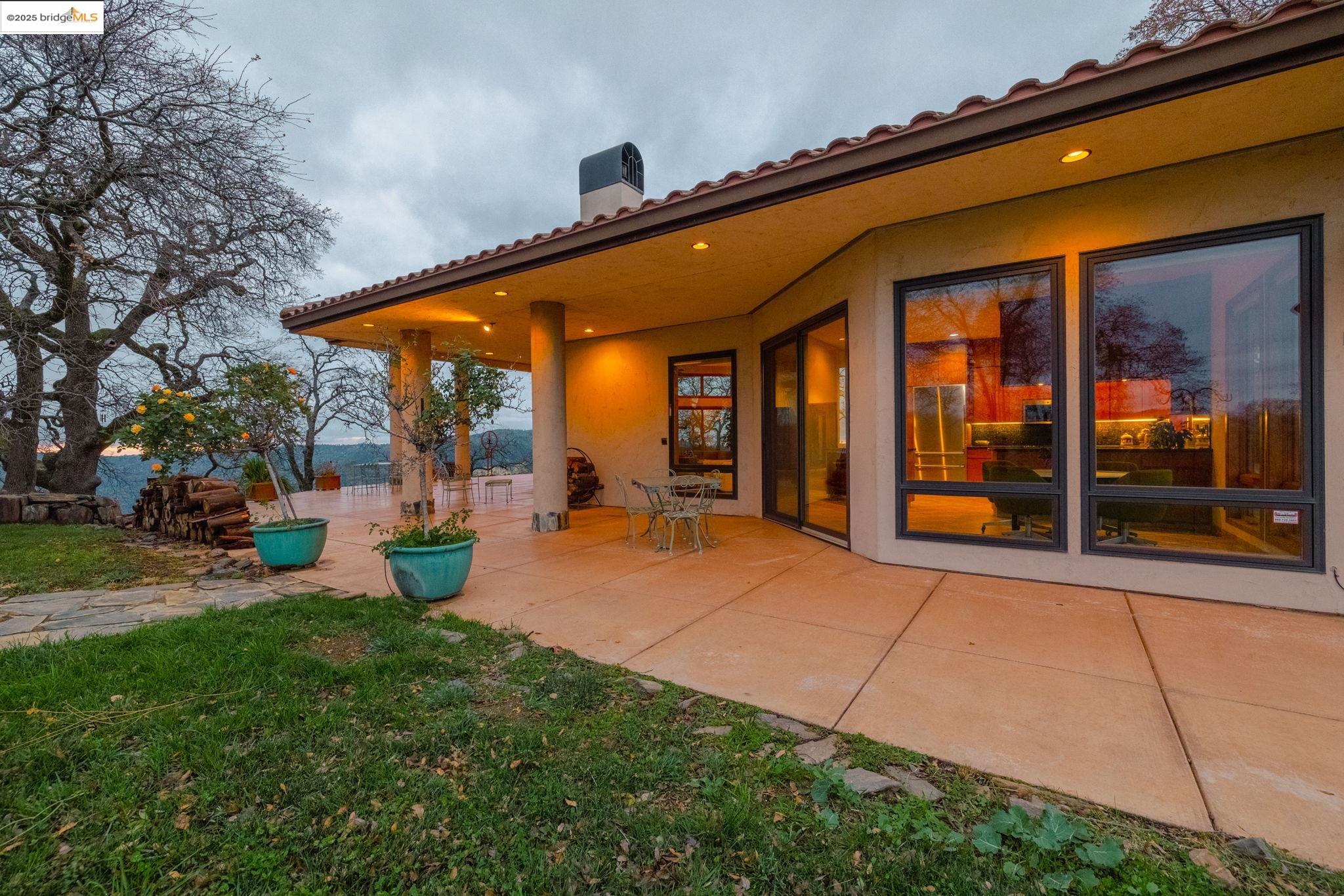 Detail Gallery Image 5 of 60 For 25775 Powell Ranch Rd, Sonora,  CA 95370 - 3 Beds | 3 Baths