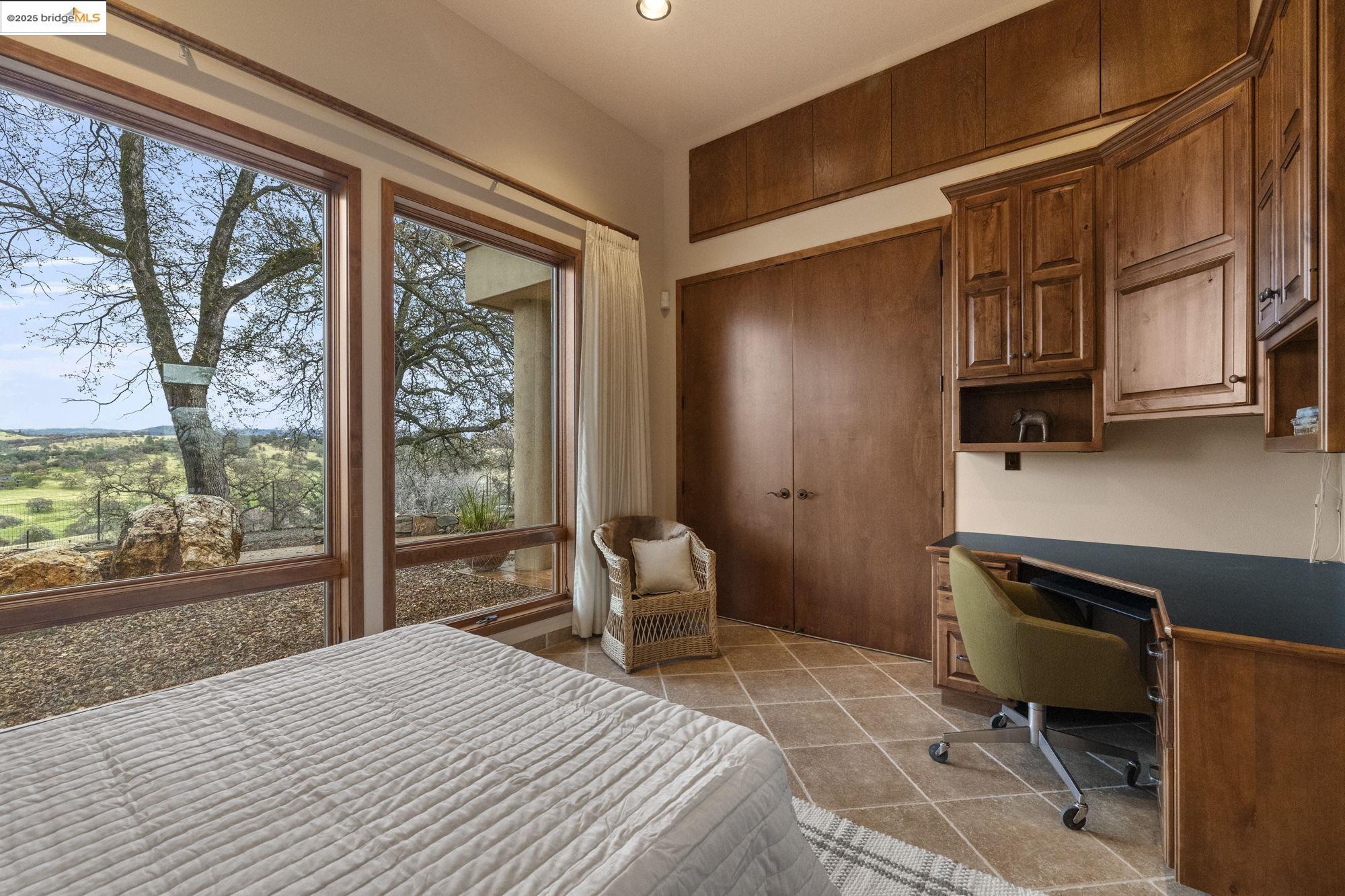 Detail Gallery Image 42 of 60 For 25775 Powell Ranch Rd, Sonora,  CA 95370 - 3 Beds | 3 Baths