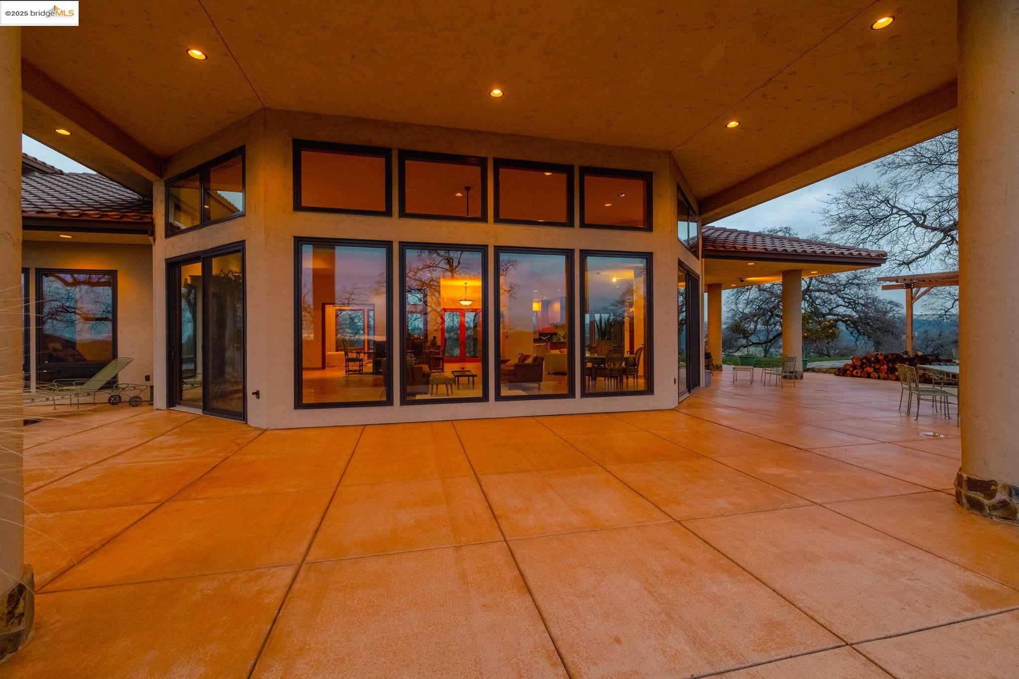 Detail Gallery Image 6 of 60 For 25775 Powell Ranch Rd, Sonora,  CA 95370 - 3 Beds | 3 Baths