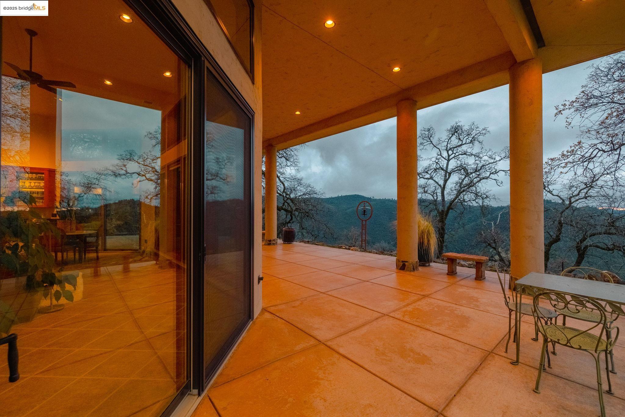 Detail Gallery Image 7 of 60 For 25775 Powell Ranch Rd, Sonora,  CA 95370 - 3 Beds | 3 Baths