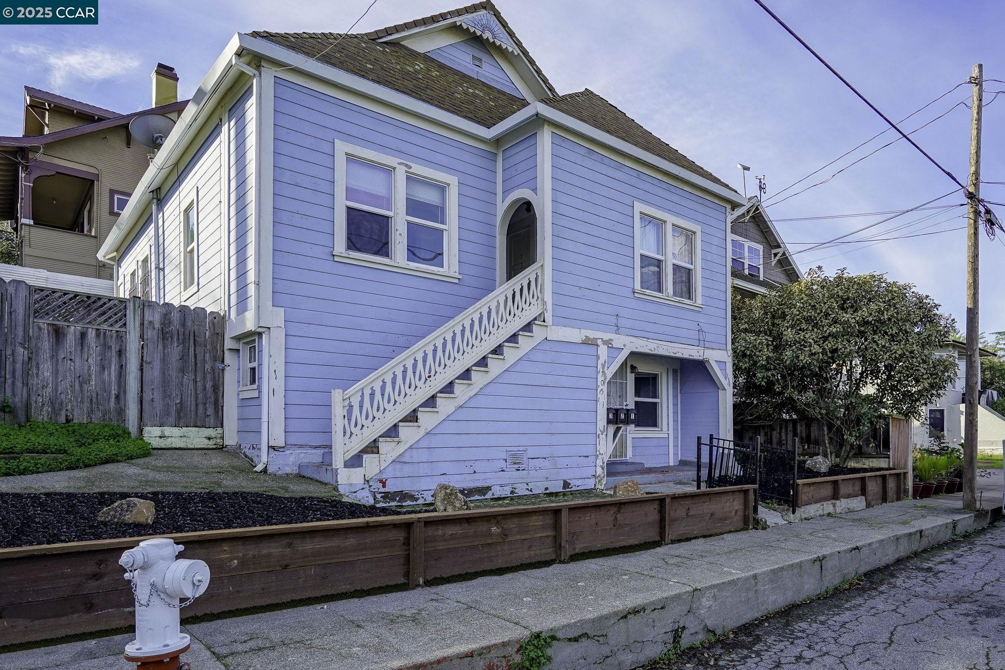 Detail Gallery Image 1 of 1 For 705 Winslow St, Crockett,  CA 94525 - – Beds | – Baths