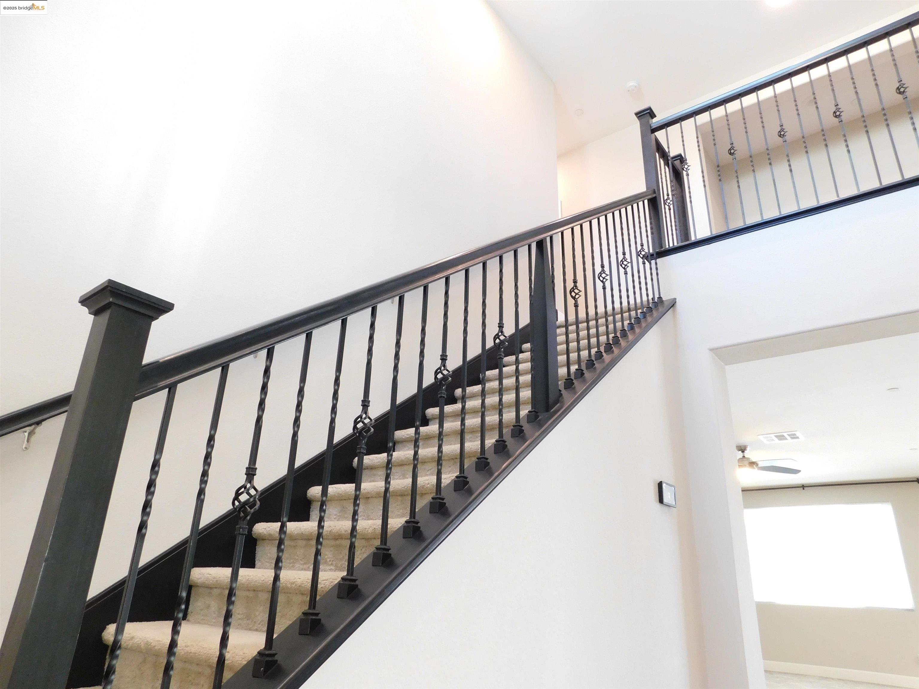 Detail Gallery Image 13 of 30 For 1090 Lavender St, Manteca,  CA 95337 - 5 Beds | 4/1 Baths