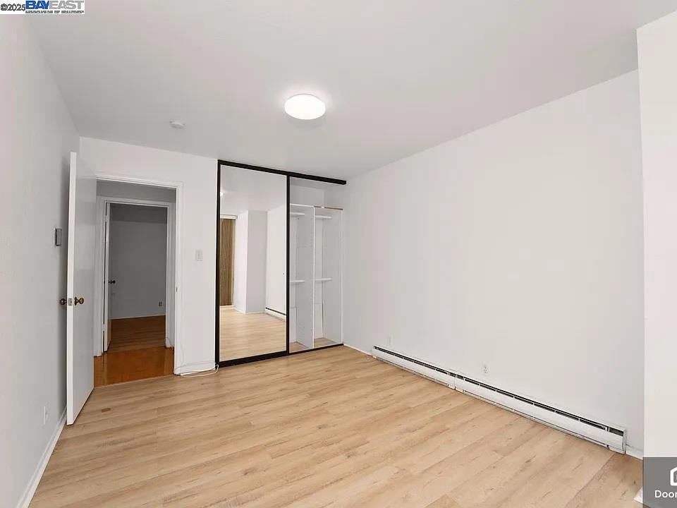 439 Greenwich St # 2A, San Francisco, California 94133, 2 Bedrooms Bedrooms, 4 Rooms Rooms,1 BathroomBathrooms,Residential Lease,For Rent,439 Greenwich St # 2A,41081506