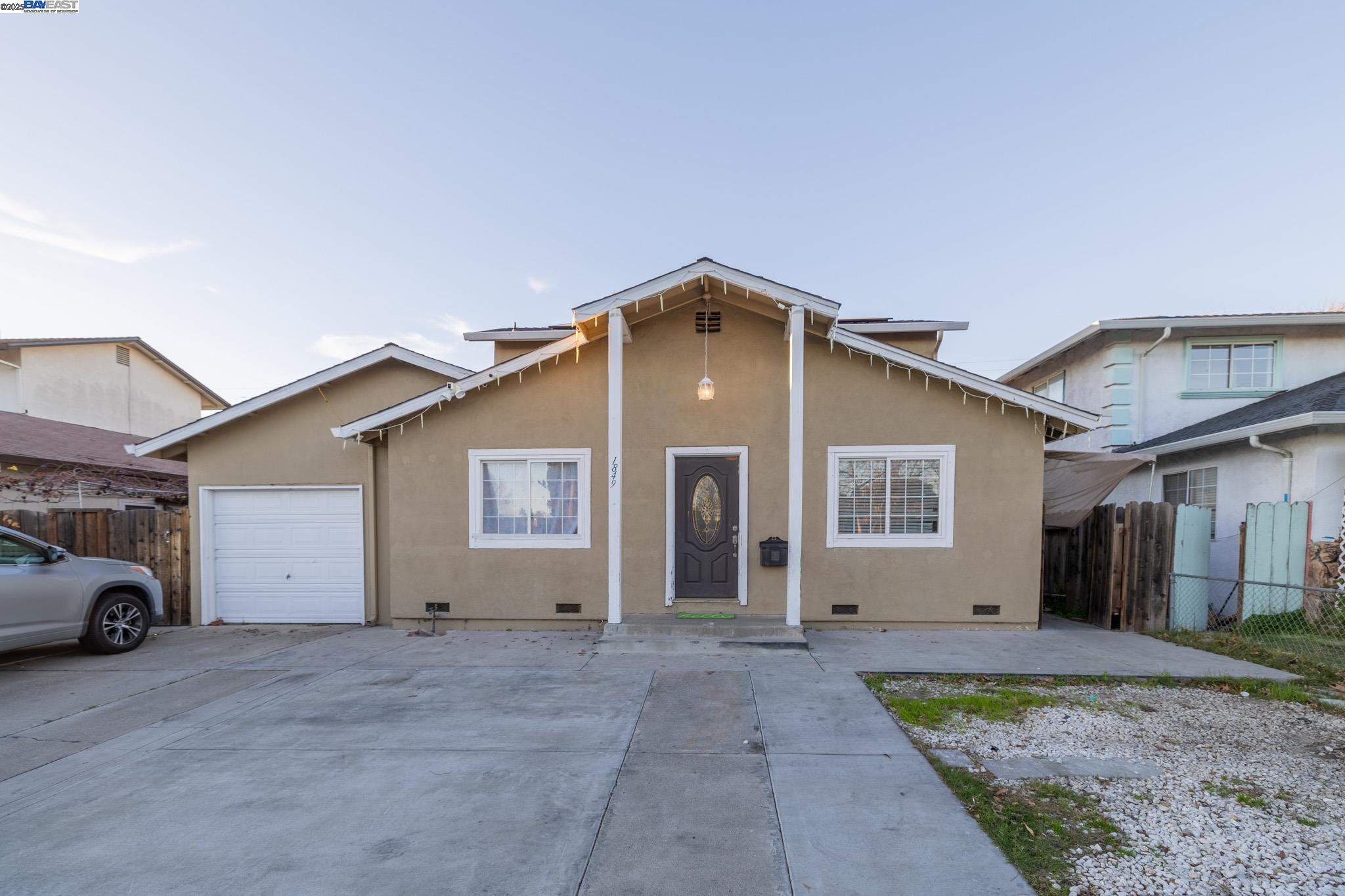 Detail Gallery Image 1 of 1 For 1849 Rigoletto Dr, San Jose,  CA 95122 - 4 Beds | 2 Baths