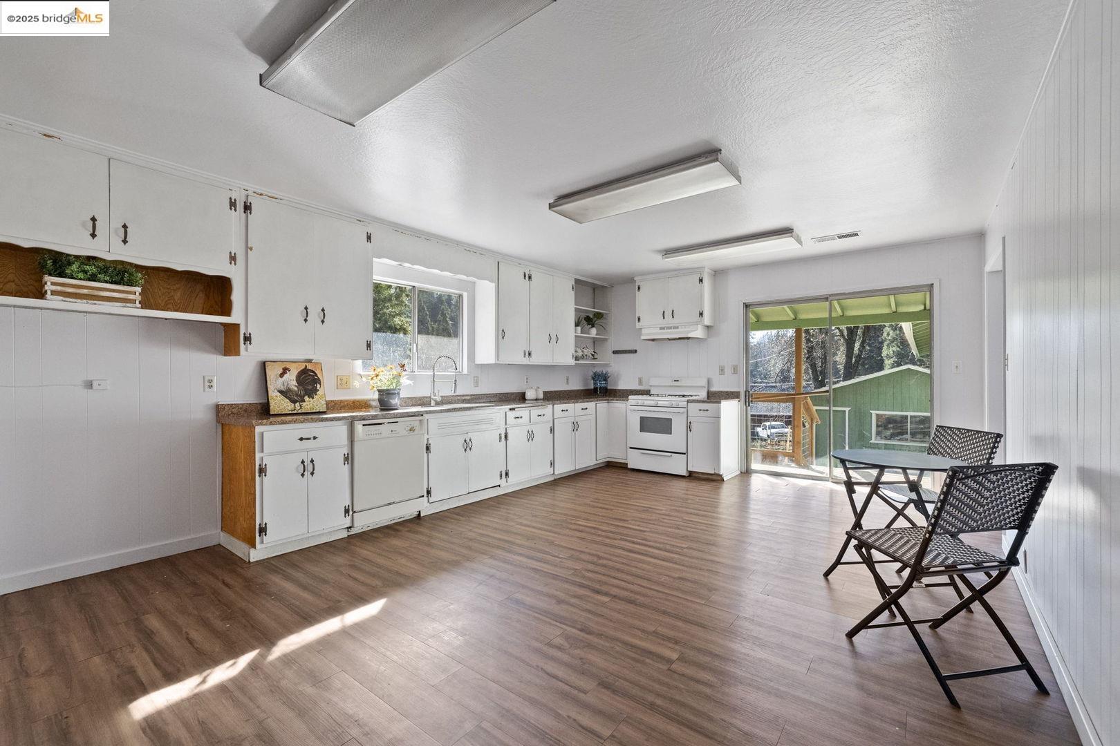 Detail Gallery Image 10 of 34 For 22657 Robin Hood Dr, Twain Harte,  CA 95383 - 4 Beds | 2 Baths