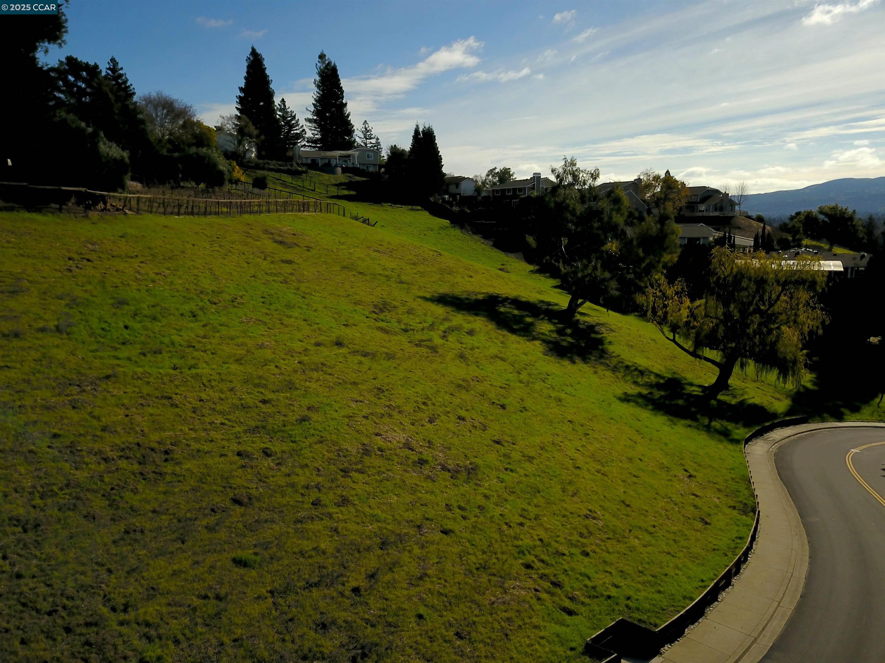 Detail Gallery Image 5 of 9 For 336 Merrilee Pl, Danville,  CA 94526 - – Beds | – Baths