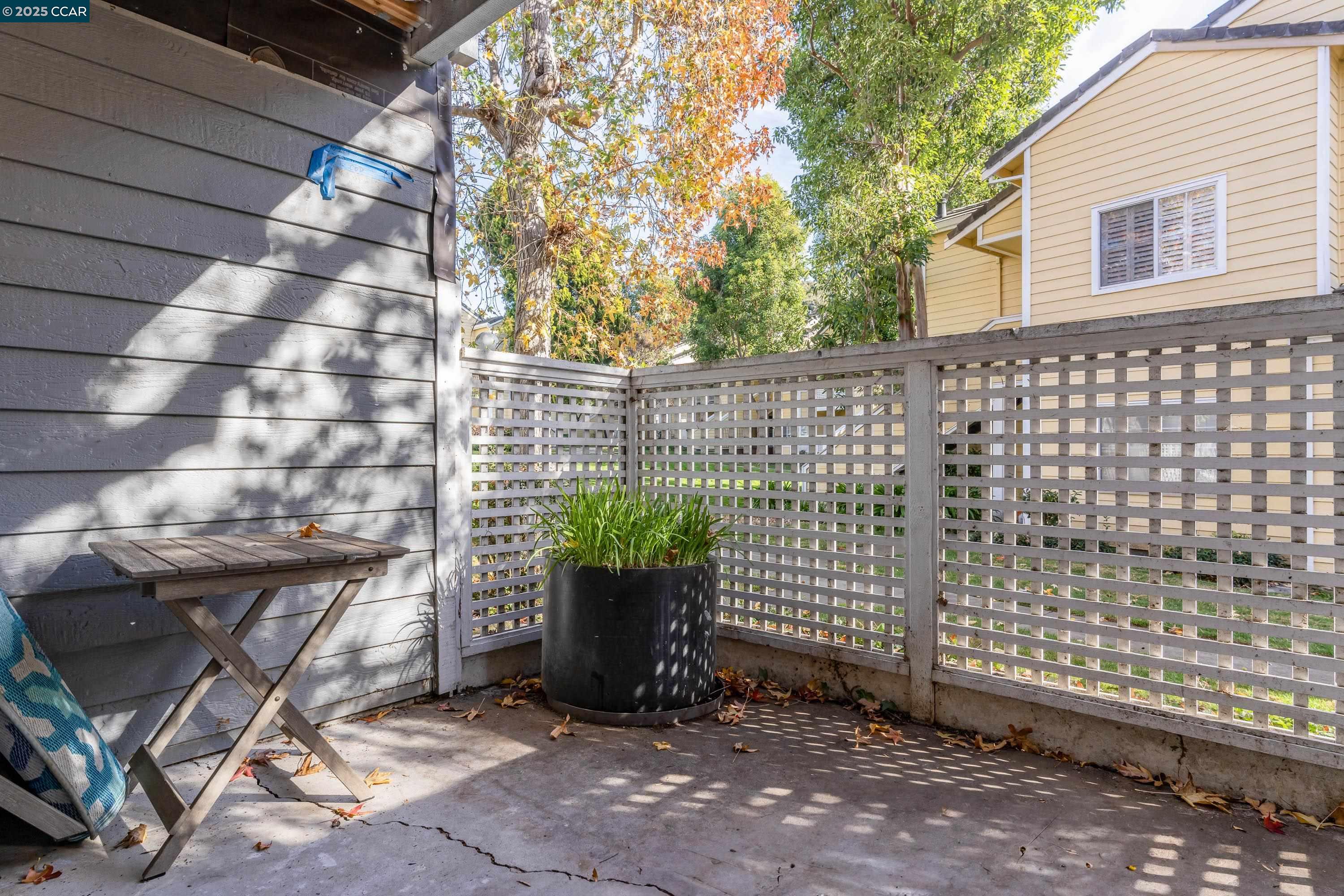 Detail Gallery Image 26 of 40 For 611 Waterford Pl, Pinole,  CA 94564 - 1 Beds | 1 Baths