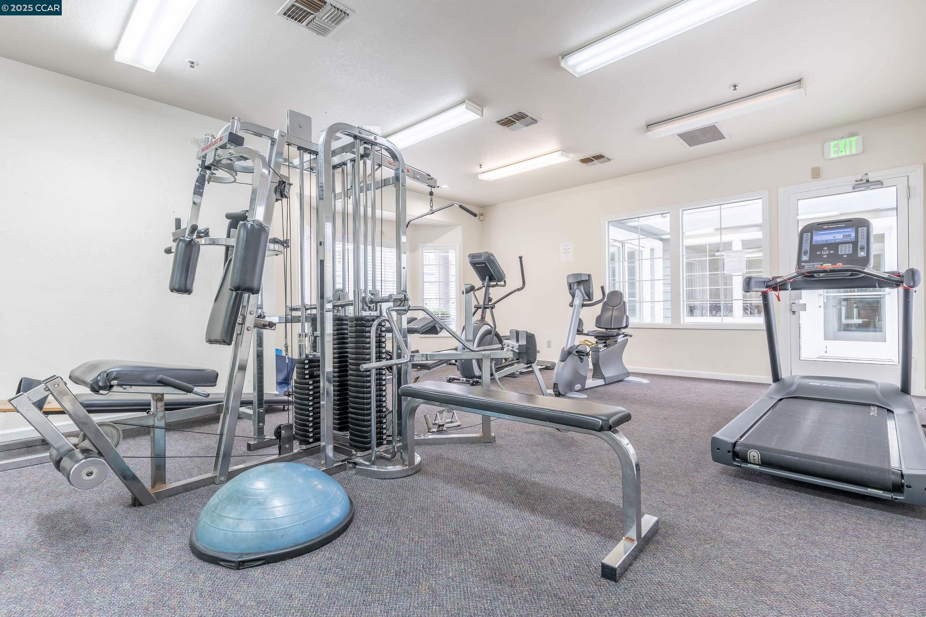 Detail Gallery Image 30 of 40 For 611 Waterford Pl, Pinole,  CA 94564 - 1 Beds | 1 Baths