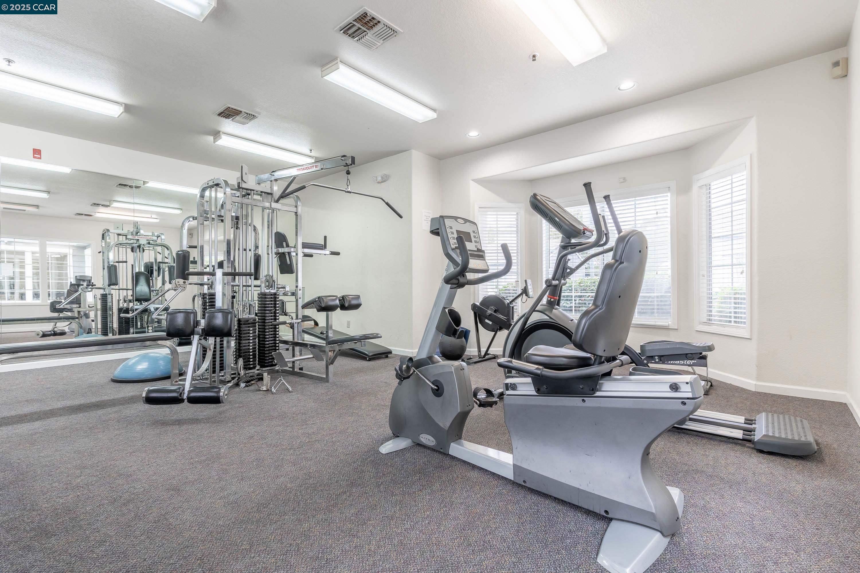Detail Gallery Image 31 of 40 For 611 Waterford Pl, Pinole,  CA 94564 - 1 Beds | 1 Baths