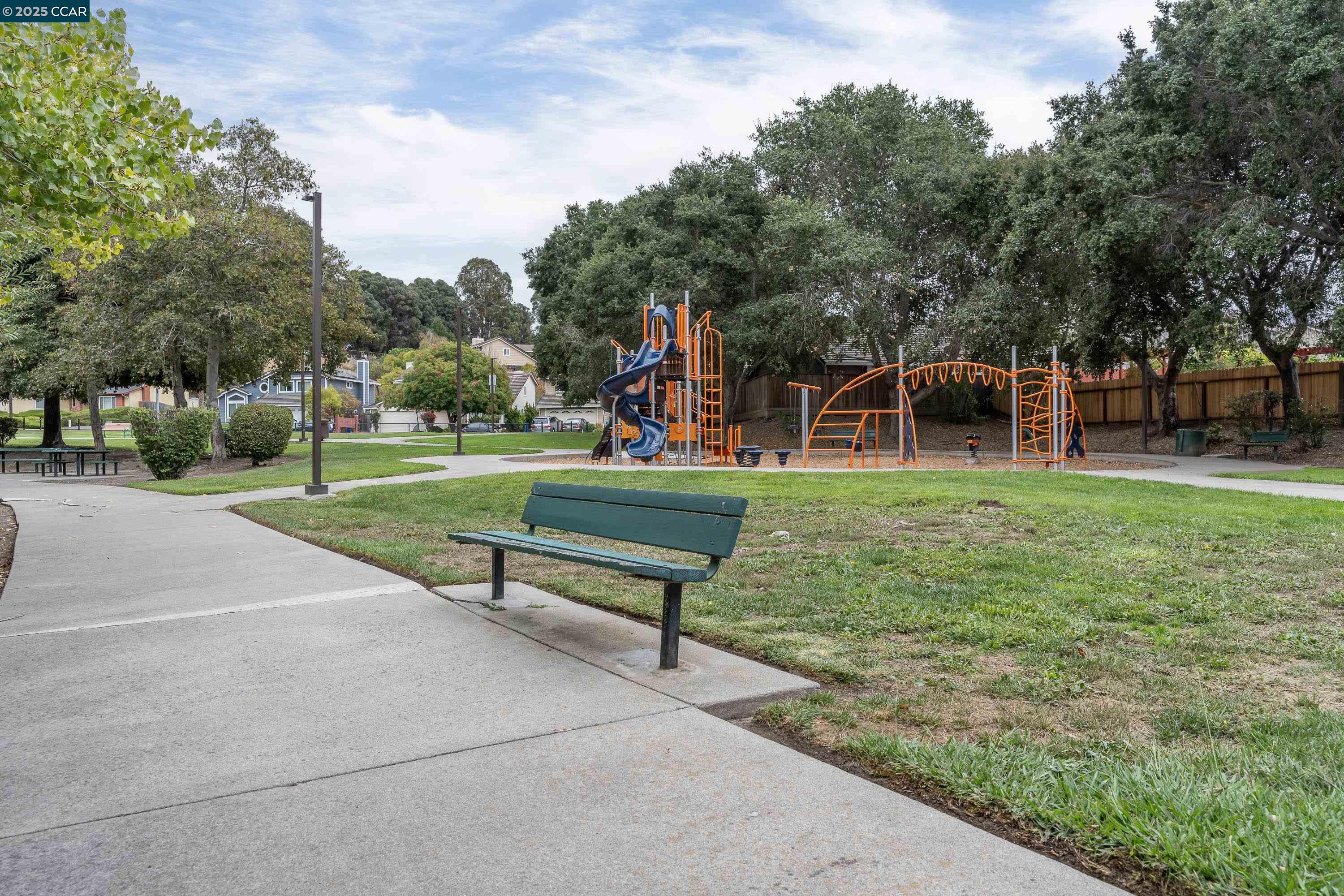 Detail Gallery Image 33 of 40 For 611 Waterford Pl, Pinole,  CA 94564 - 1 Beds | 1 Baths