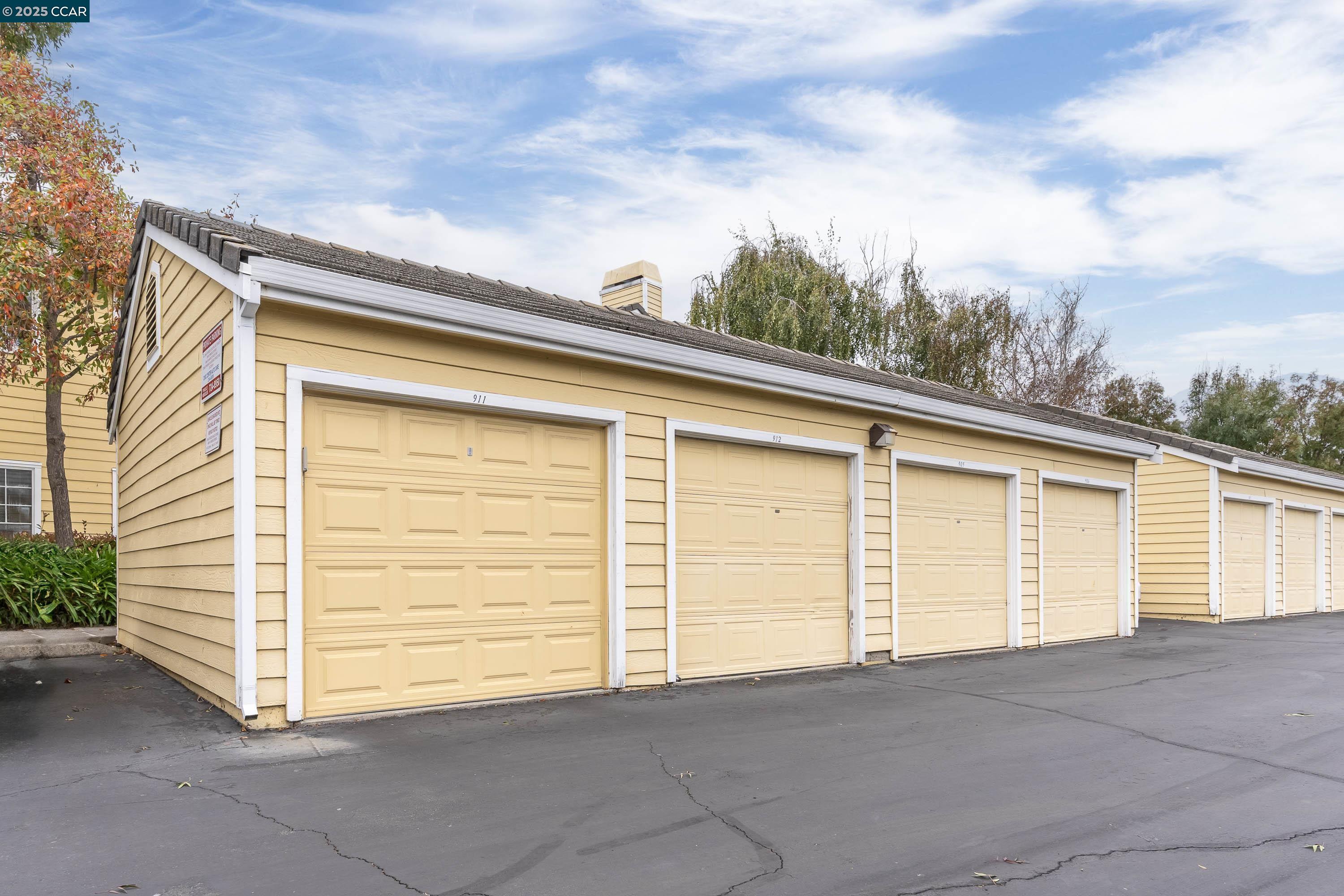 Detail Gallery Image 35 of 40 For 611 Waterford Pl, Pinole,  CA 94564 - 1 Beds | 1 Baths