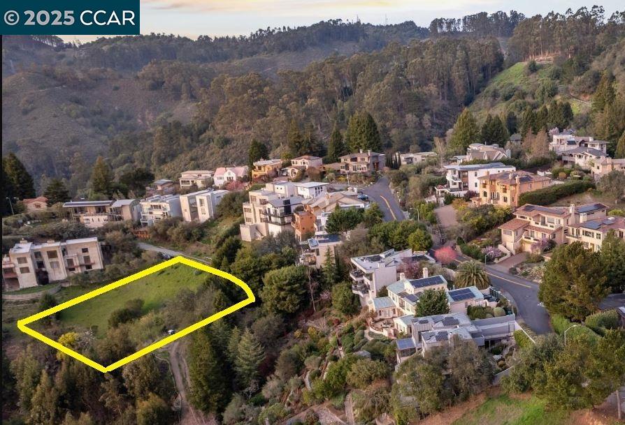 Thumbnail for 7068 Kenilworth Rd, Oakland, CA 94705