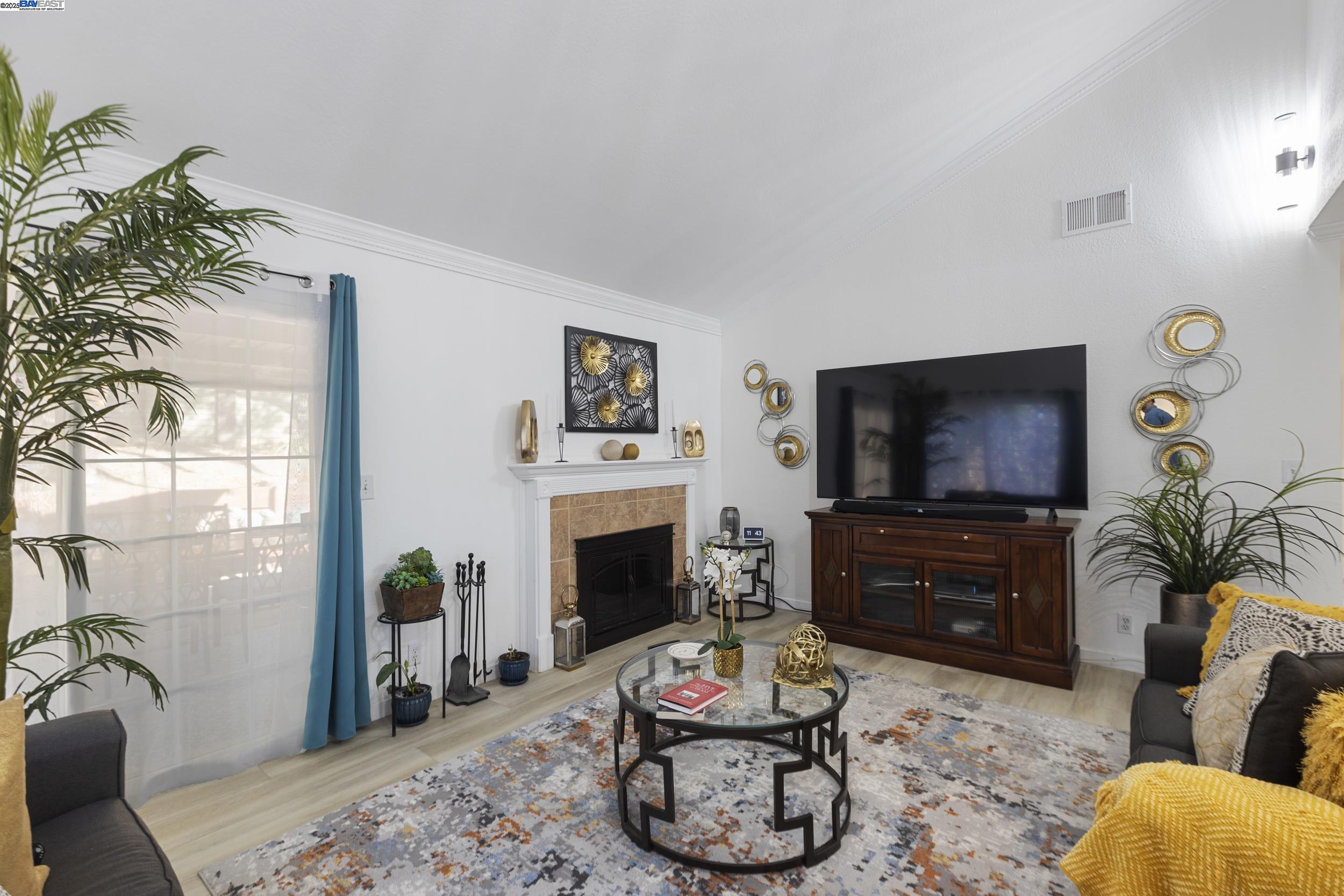 Detail Gallery Image 18 of 39 For 158 Southsun Ct, San Jose,  CA 95138 - 4 Beds | 2 Baths