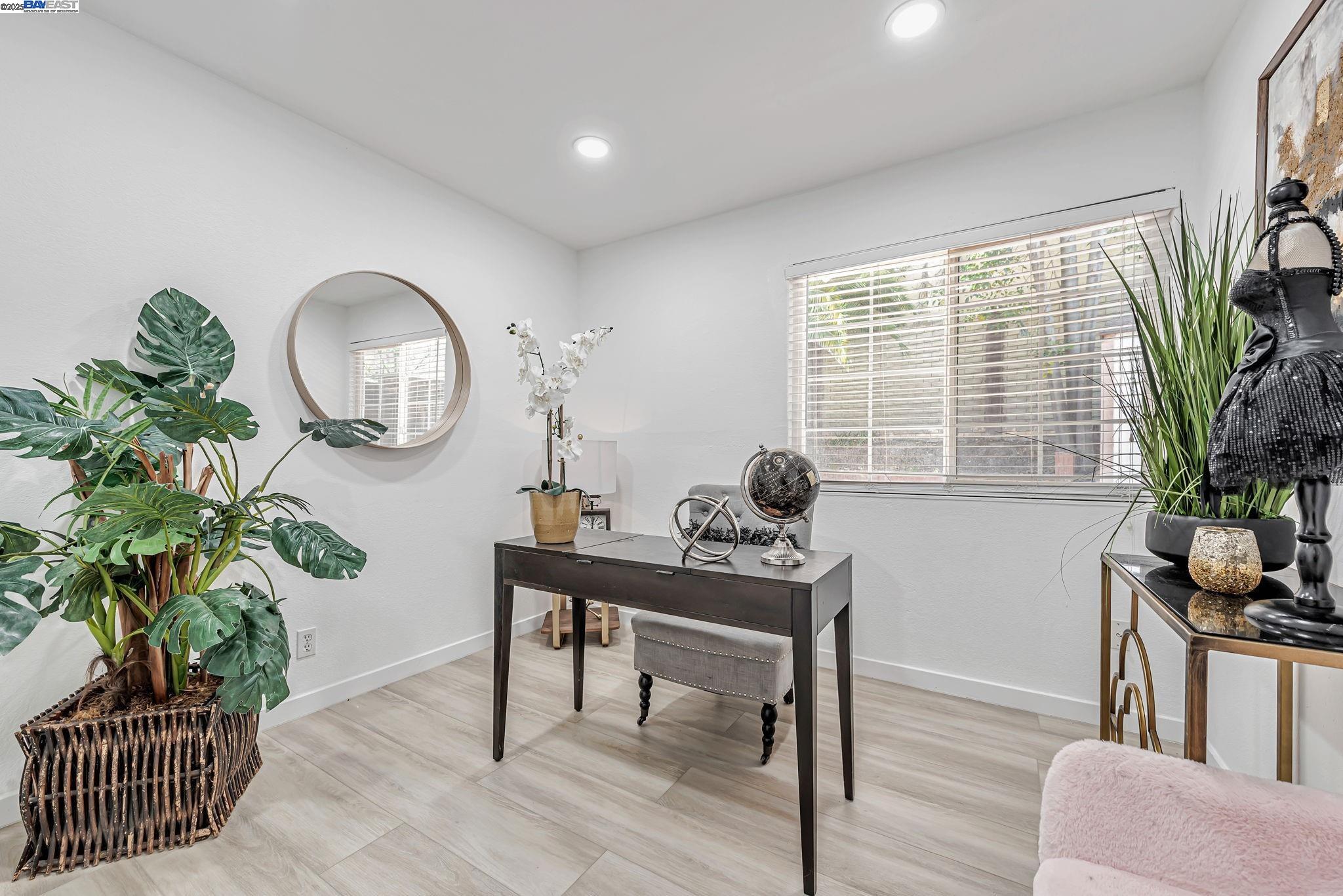Detail Gallery Image 22 of 48 For 158 Southsun Ct, San Jose,  CA 95138 - 4 Beds | 2 Baths