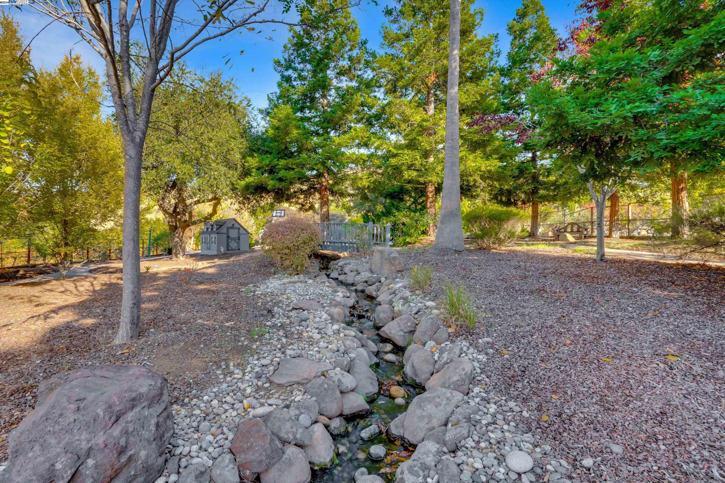 Detail Gallery Image 20 of 60 For 3463 Meadowlands Ln, San Jose,  CA 95135 - 4 Beds | 2 Baths