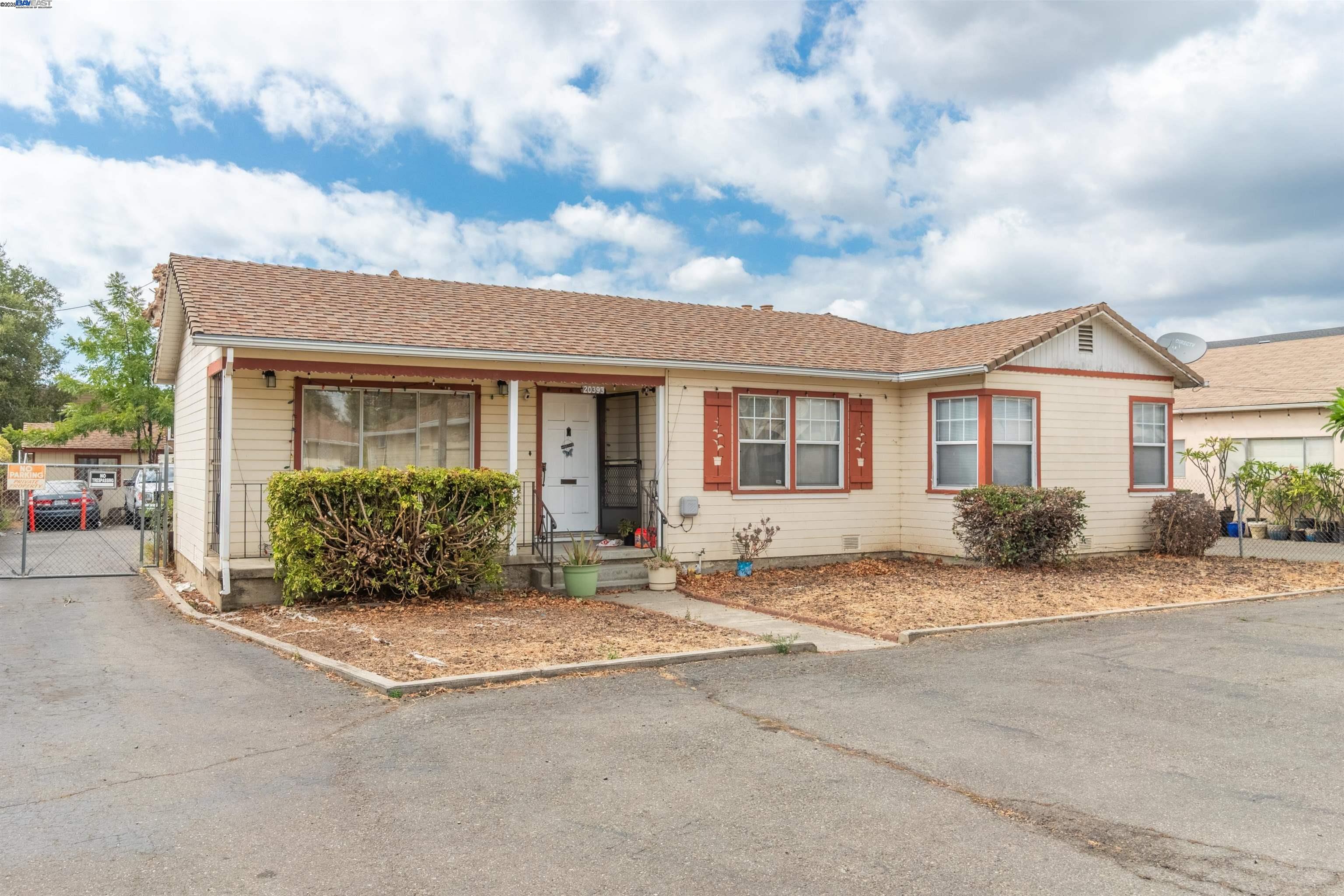 Detail Gallery Image 9 of 12 For 20393 Anita Ave, Castro Valley,  CA 94546 - – Beds | – Baths