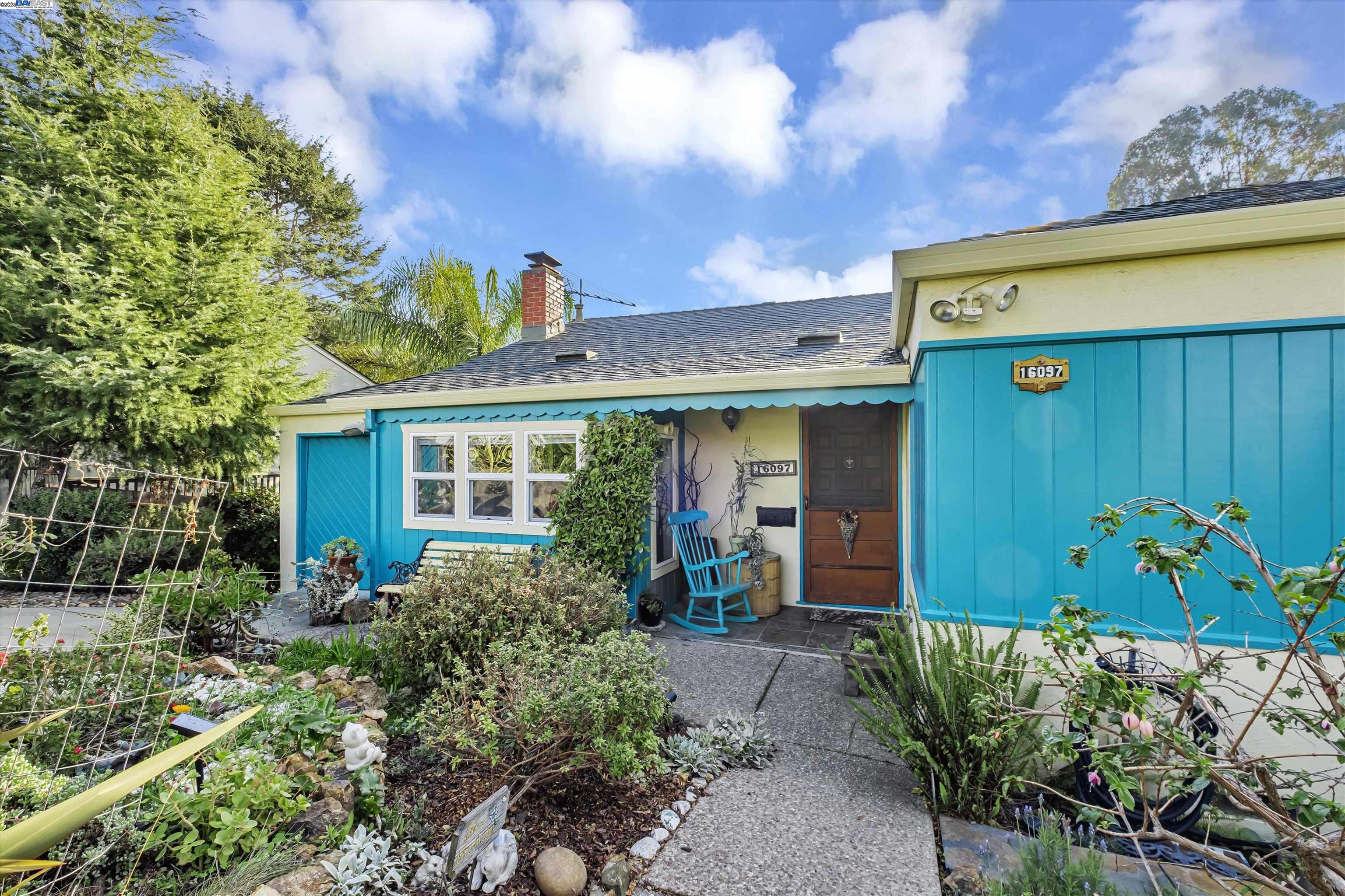 Detail Gallery Image 1 of 1 For 16097 Gramercy, San Leandro,  CA 94578 - 3 Beds | 2 Baths