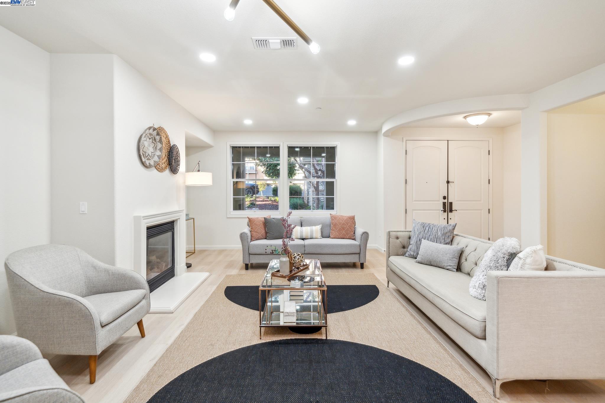 Photo #4: 41081734 Listing 