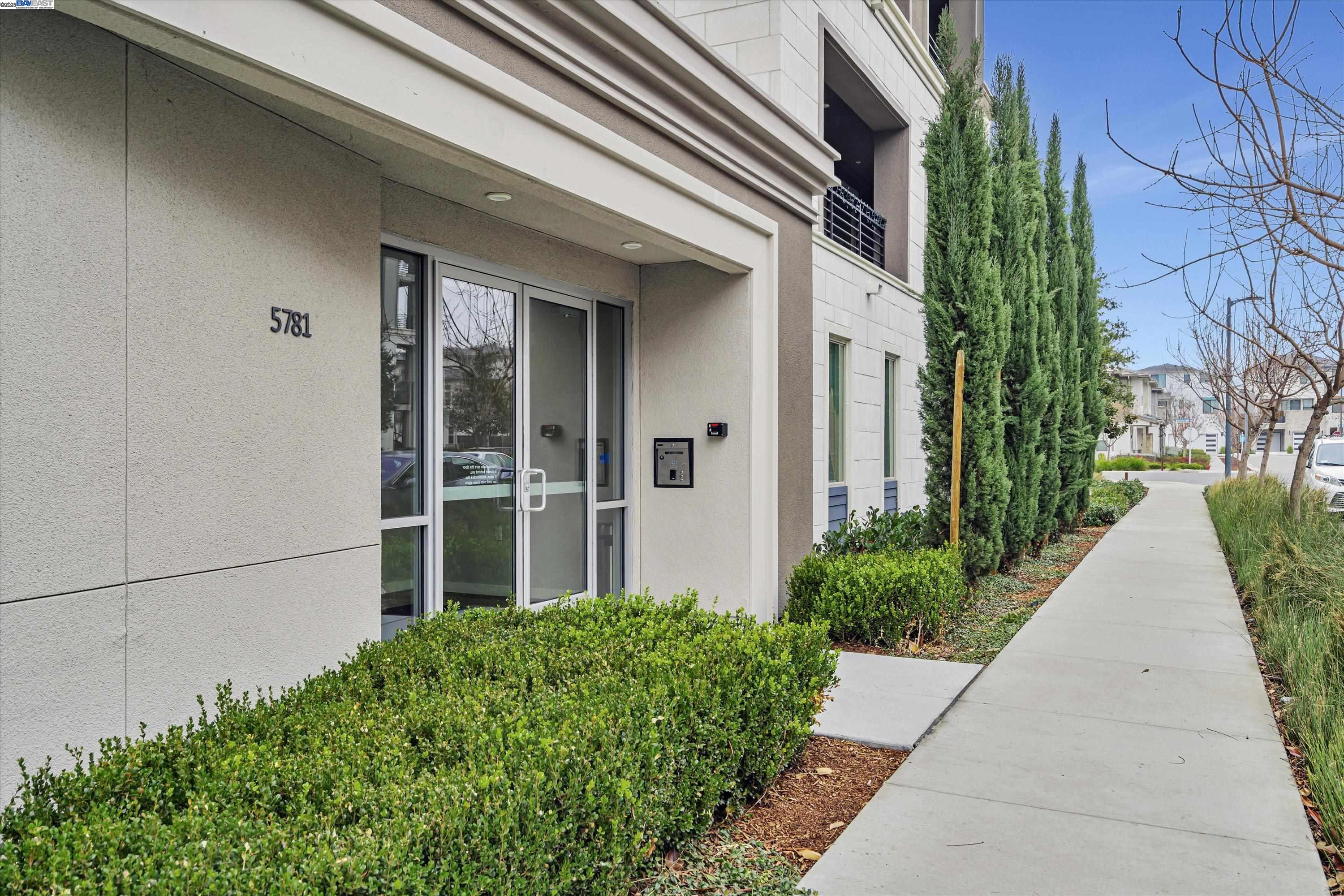 Photo #2: 41081757 Listing 