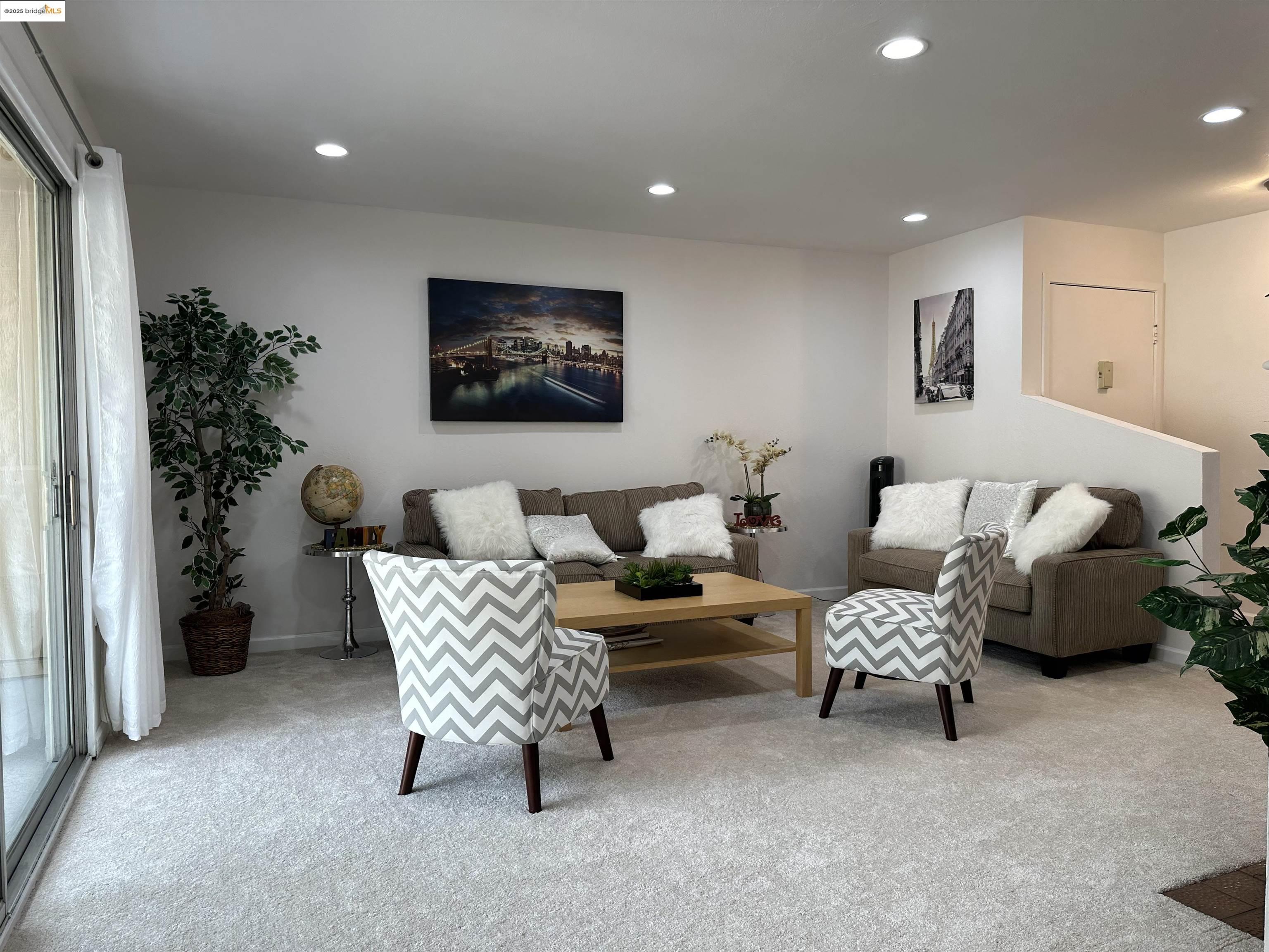 Photo #4: 41081759 Listing 