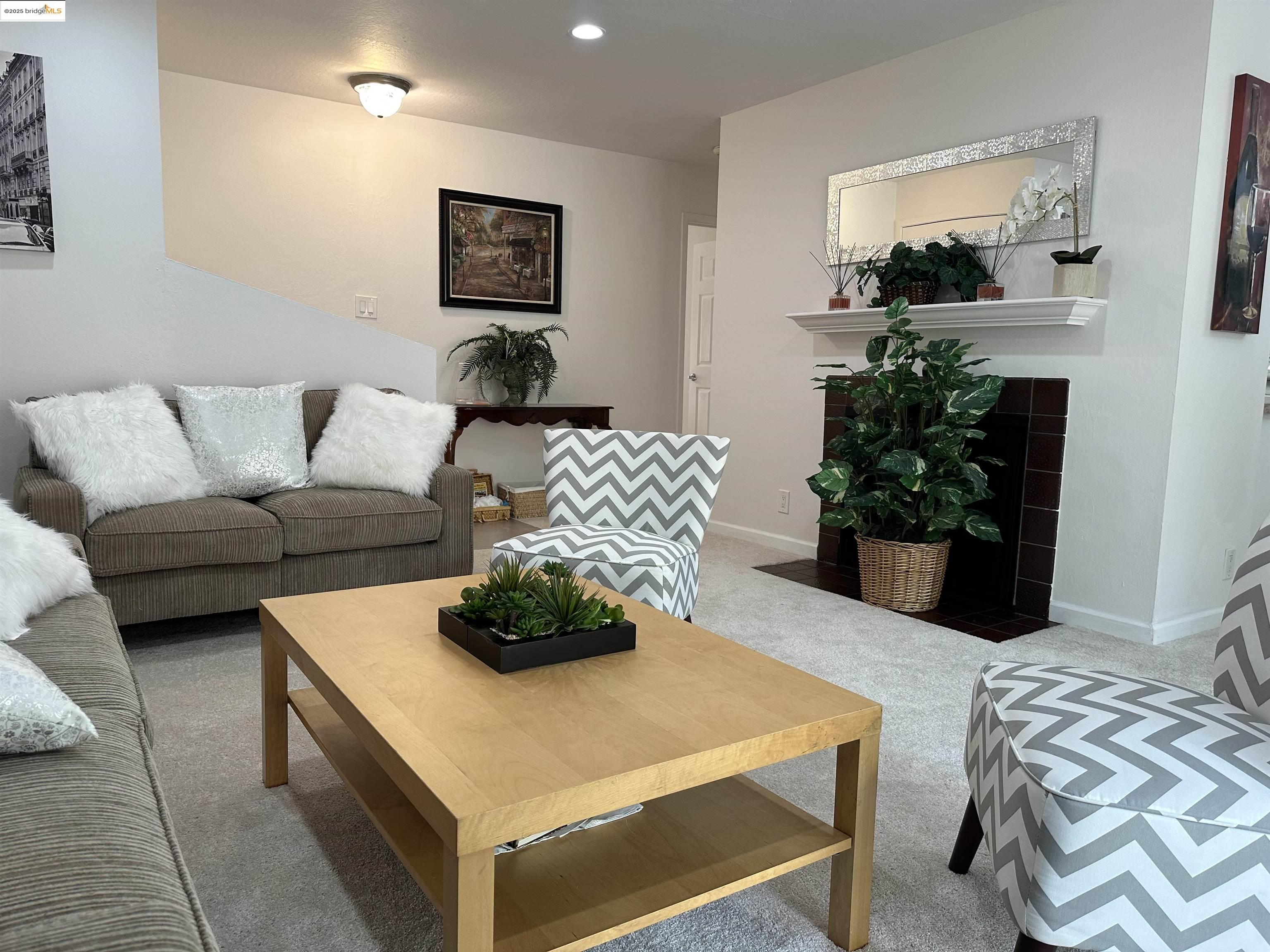 Photo #6: 41081759 Listing 